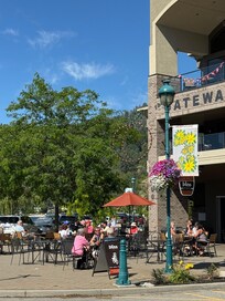 Downtown Peachland - Bliss Bakery