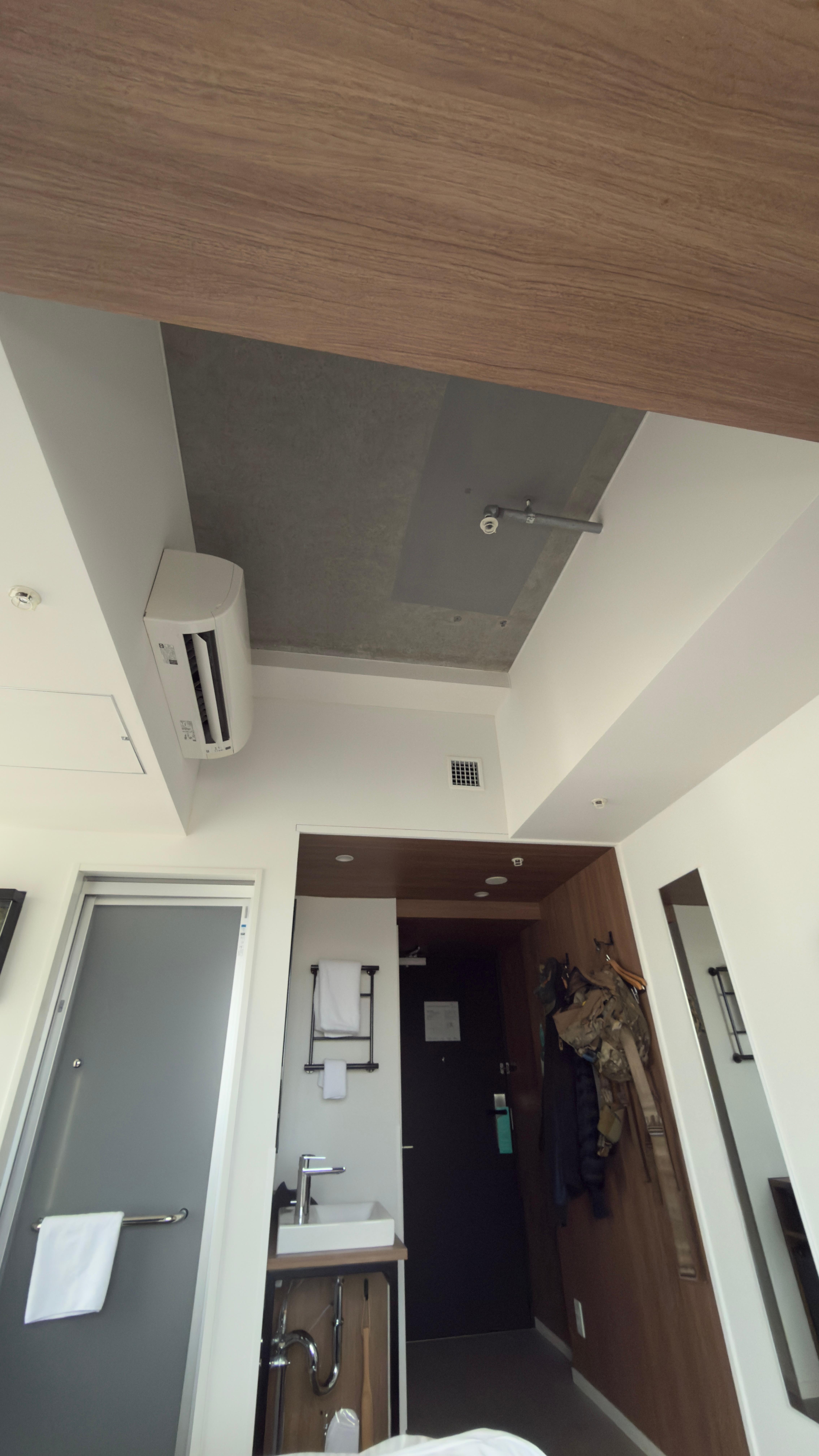 不思議な設計（きらいではない）