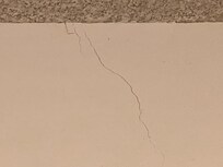 Crack on wall