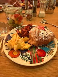 Yummy breakfast!!