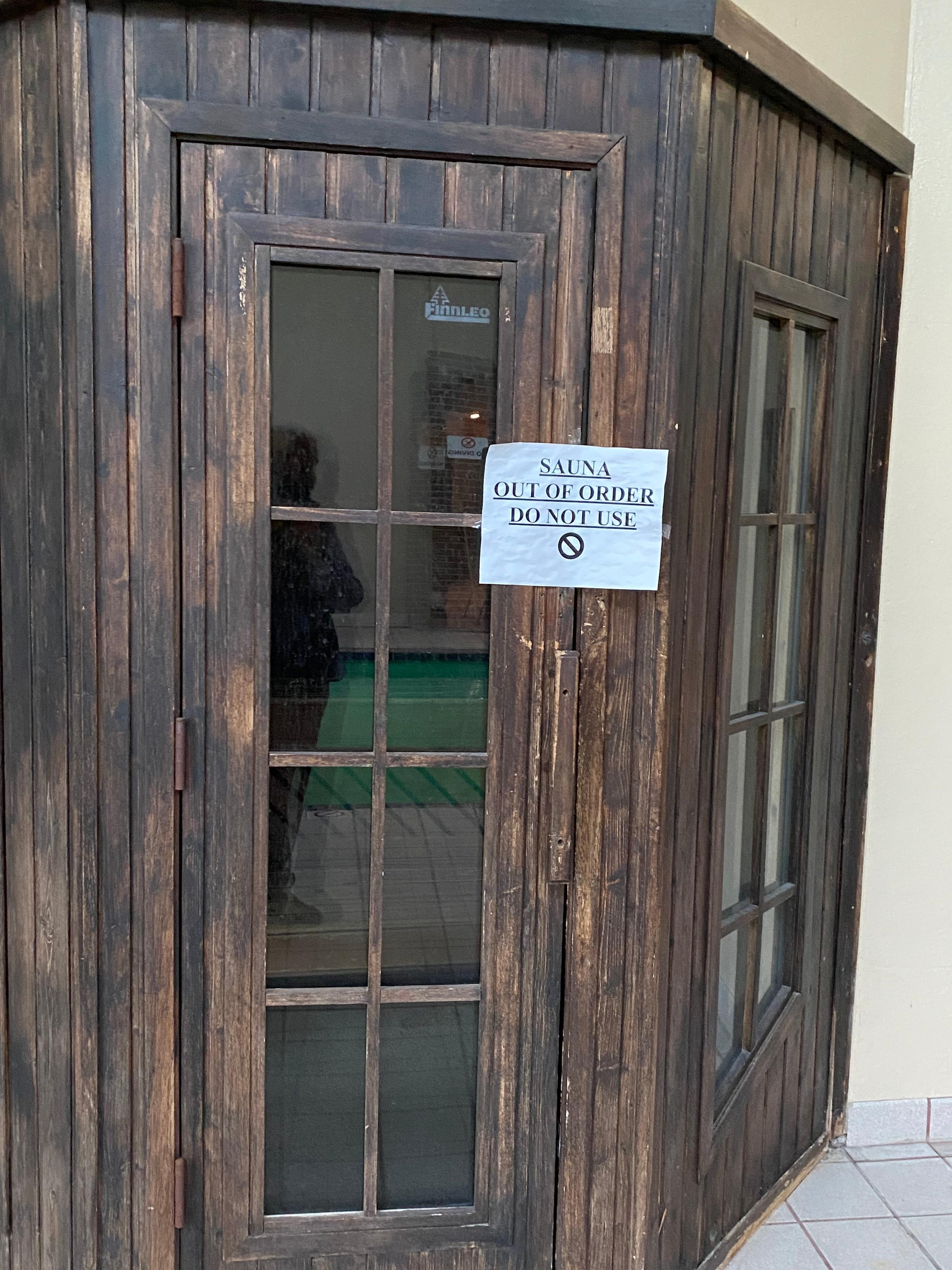 Sauna closed 