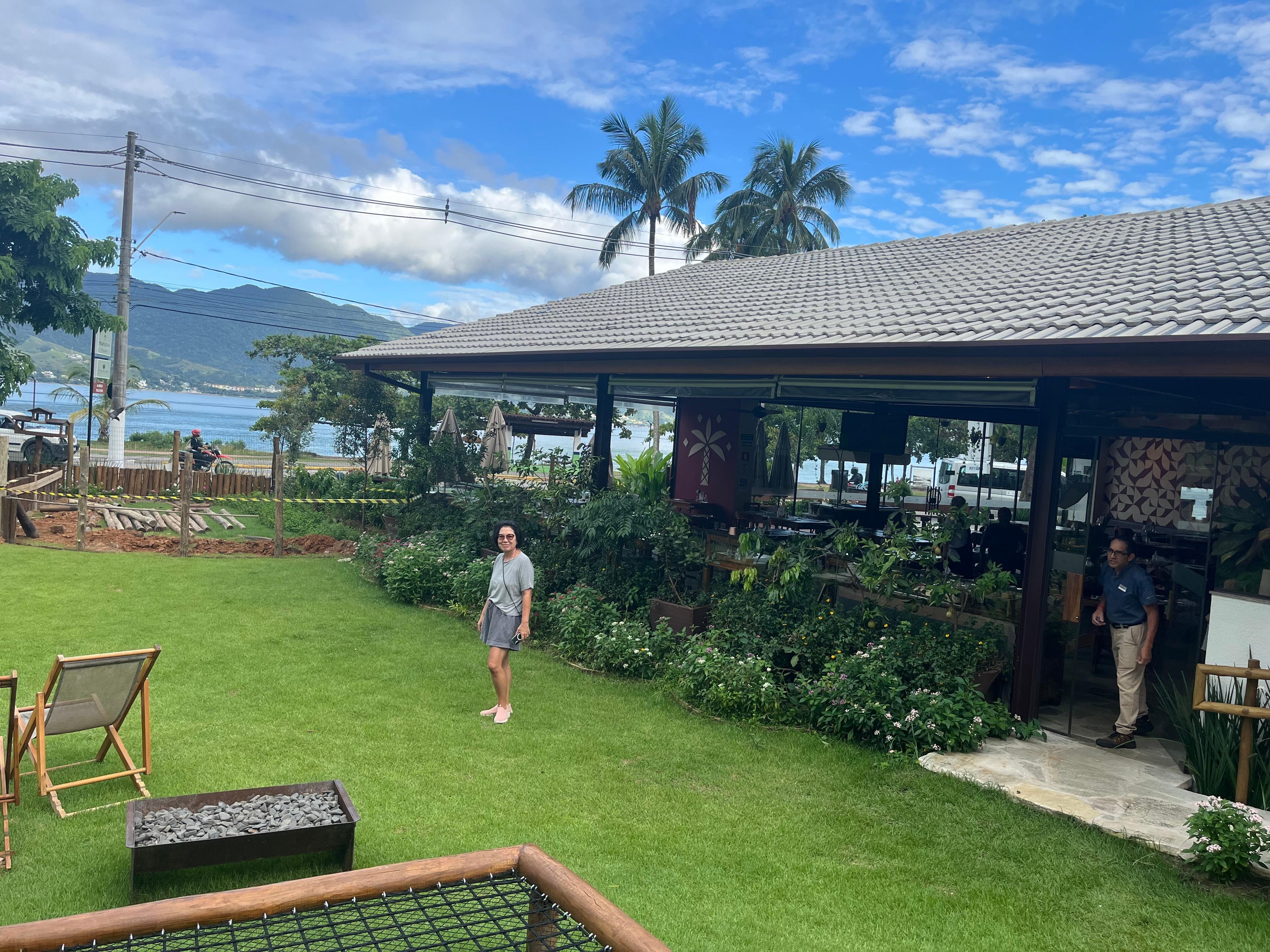 Café da manhã oferecido no Restaurante Madalena.