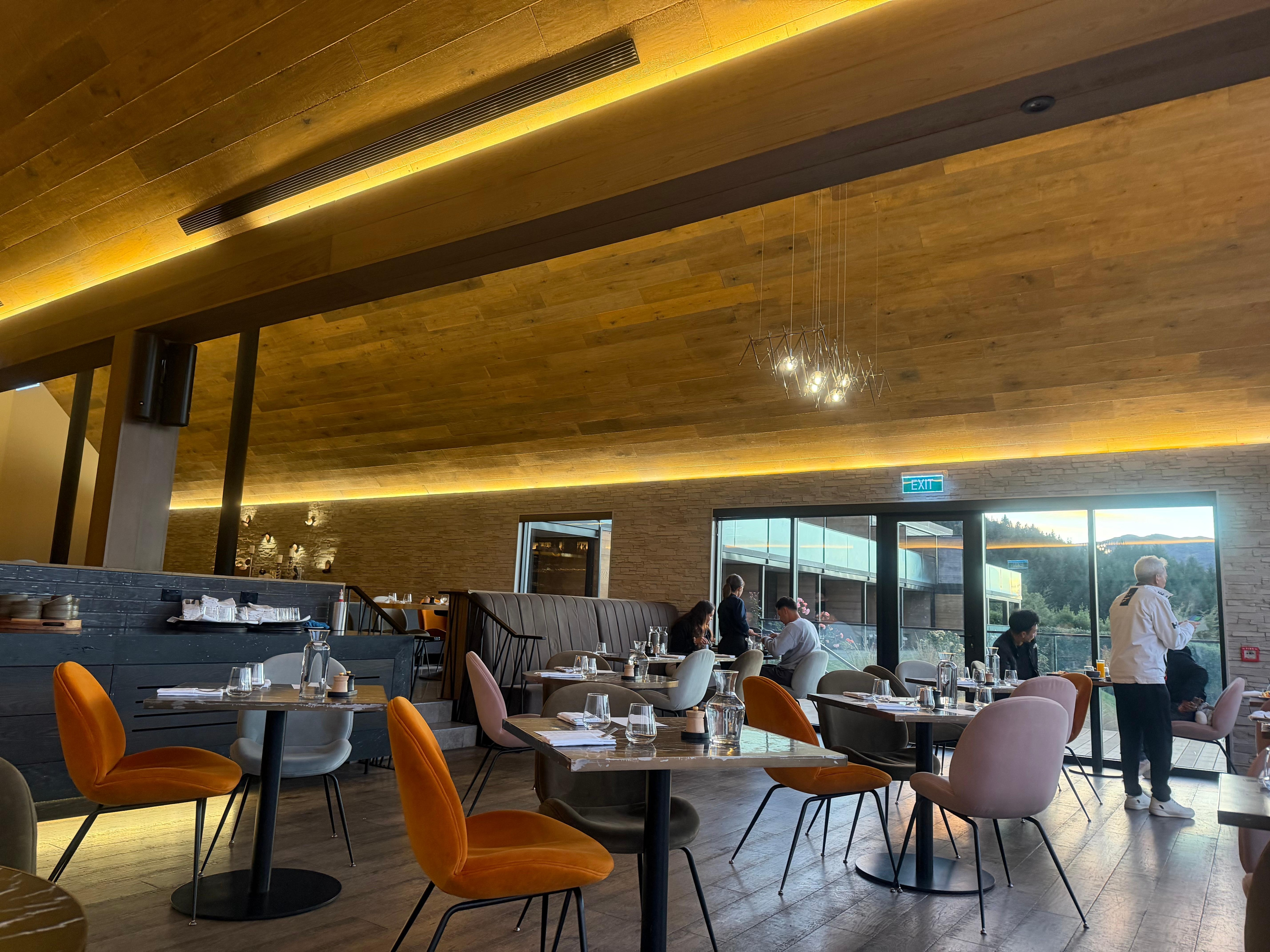 Main dining room 
