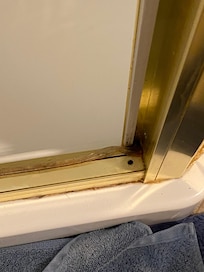 Upstairs hallway shower may have to zoom in