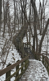 West Beach trail - nearby Indiana Dunes