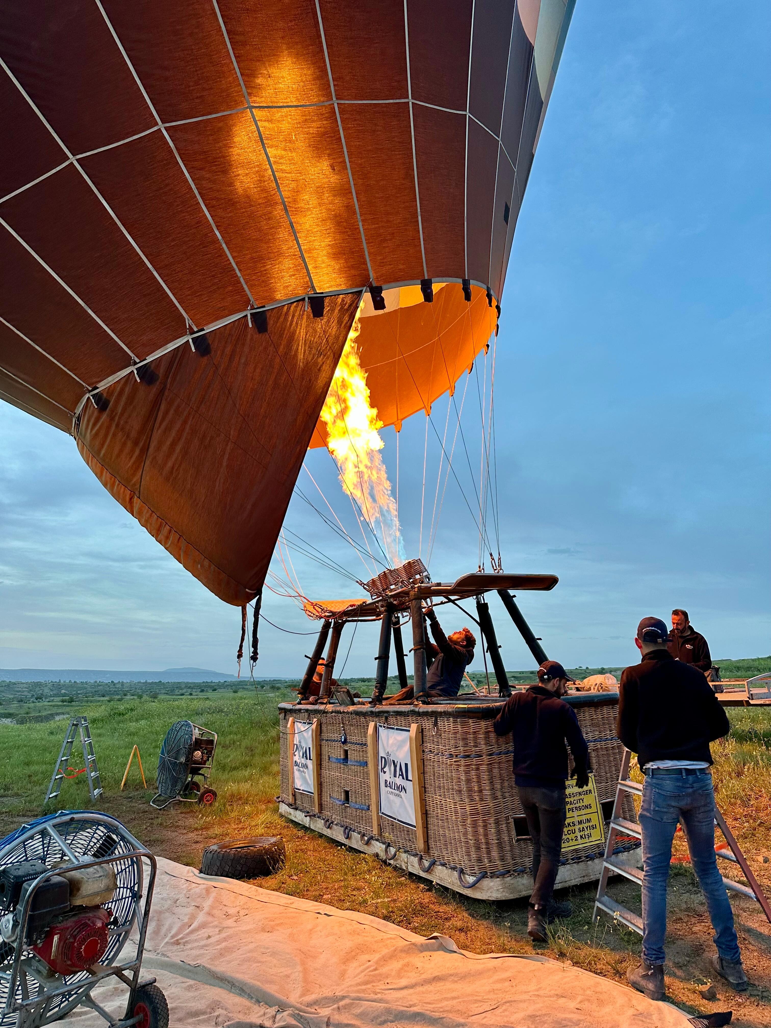 I came for my hot air balloon experience on my birthday morning which is why I didn’t come out of my cave until late afternoon 😁