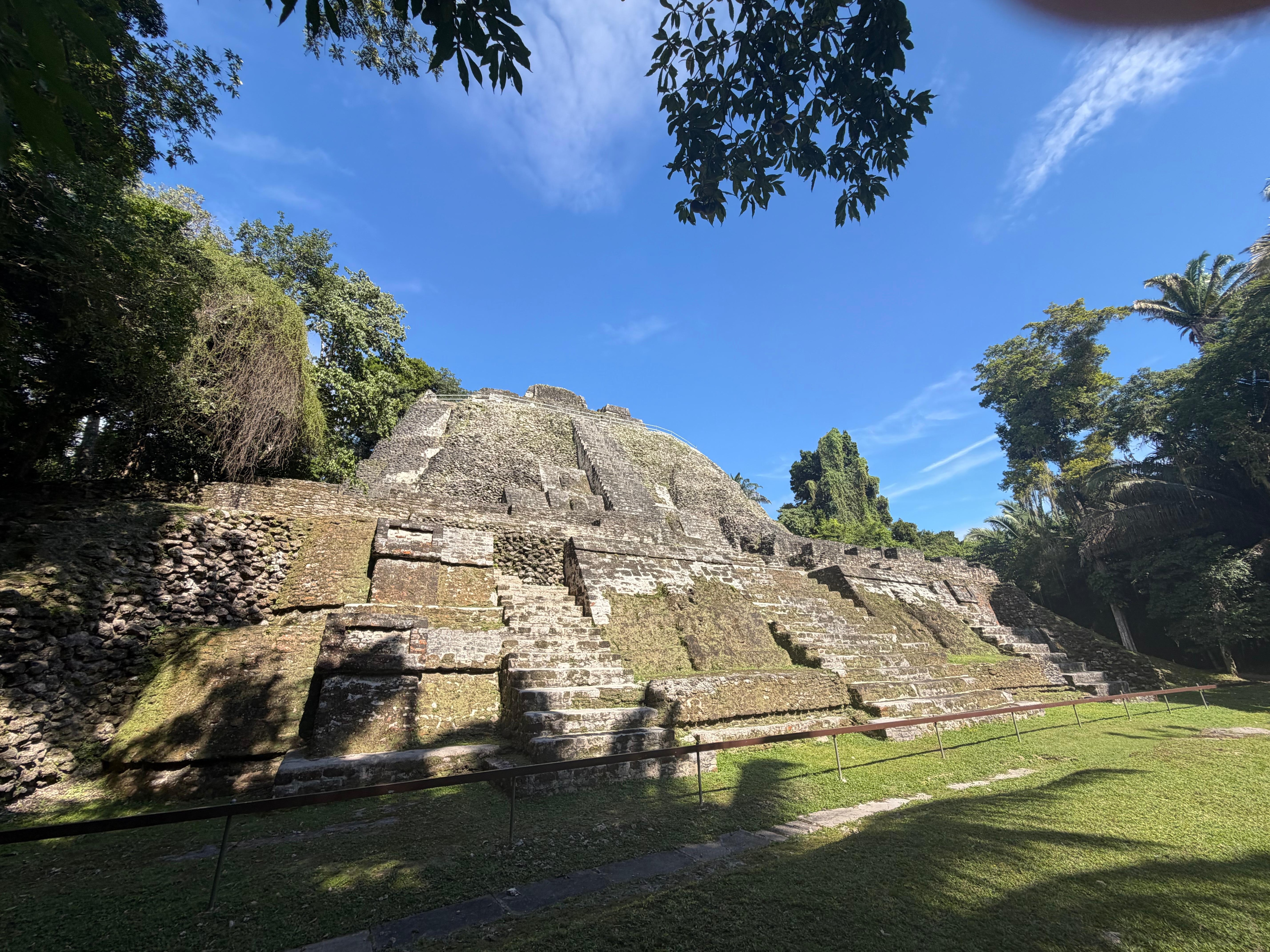 Lamanai tour: a must!