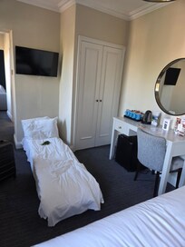 Camp bed