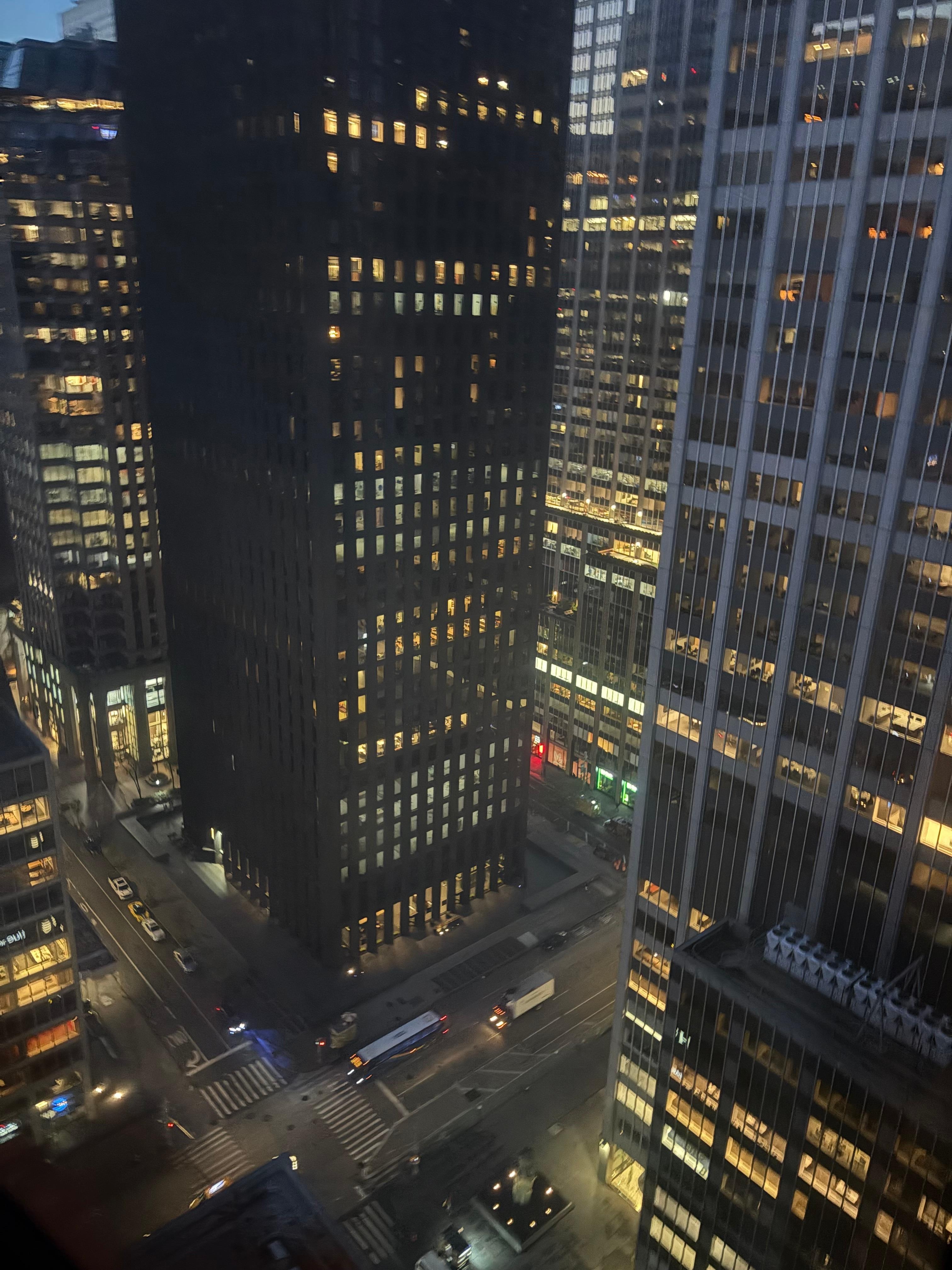 Uitzicht vanuit kamer op de 29ste verdieping.