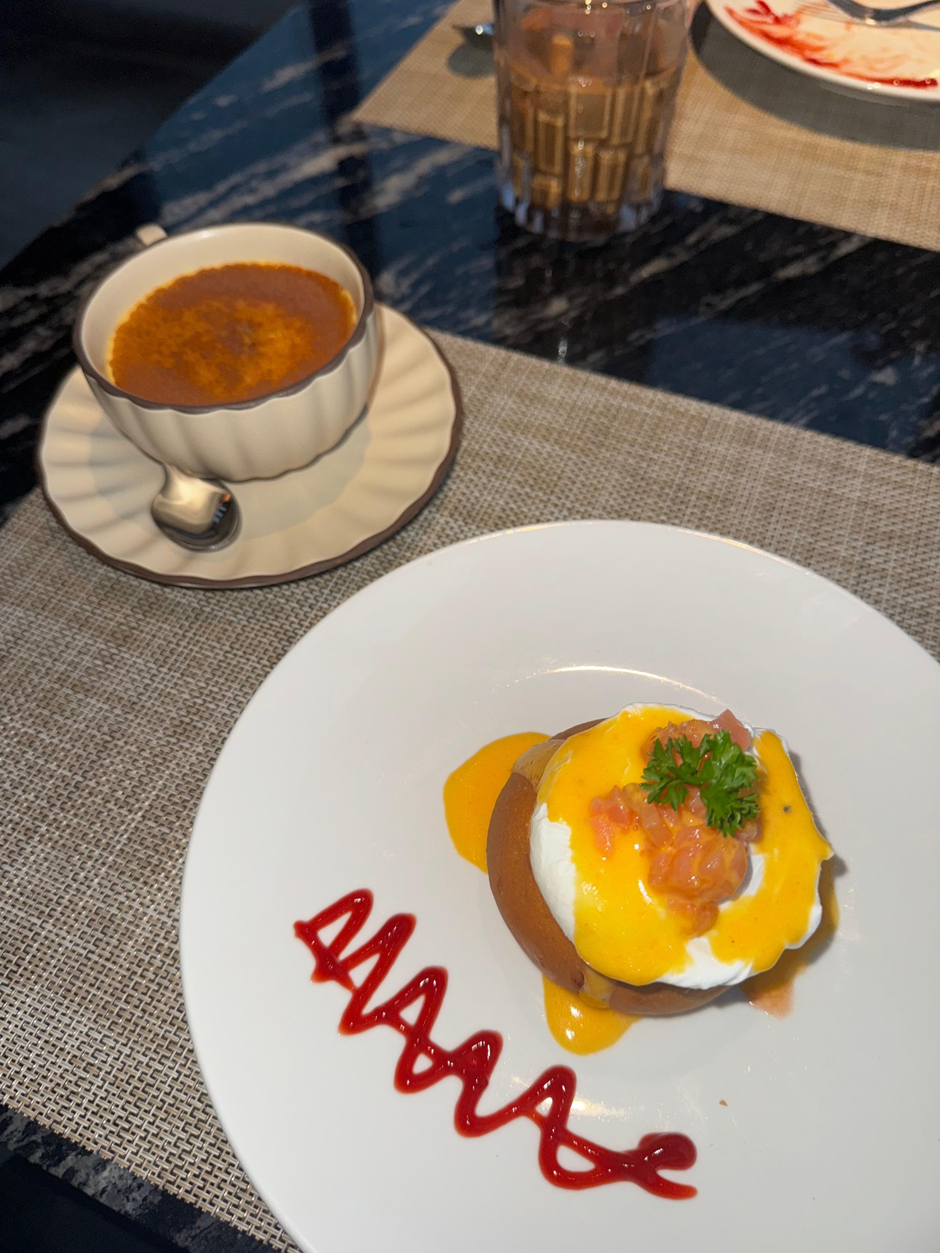 Egg coffee and Egg Benedict with salmon