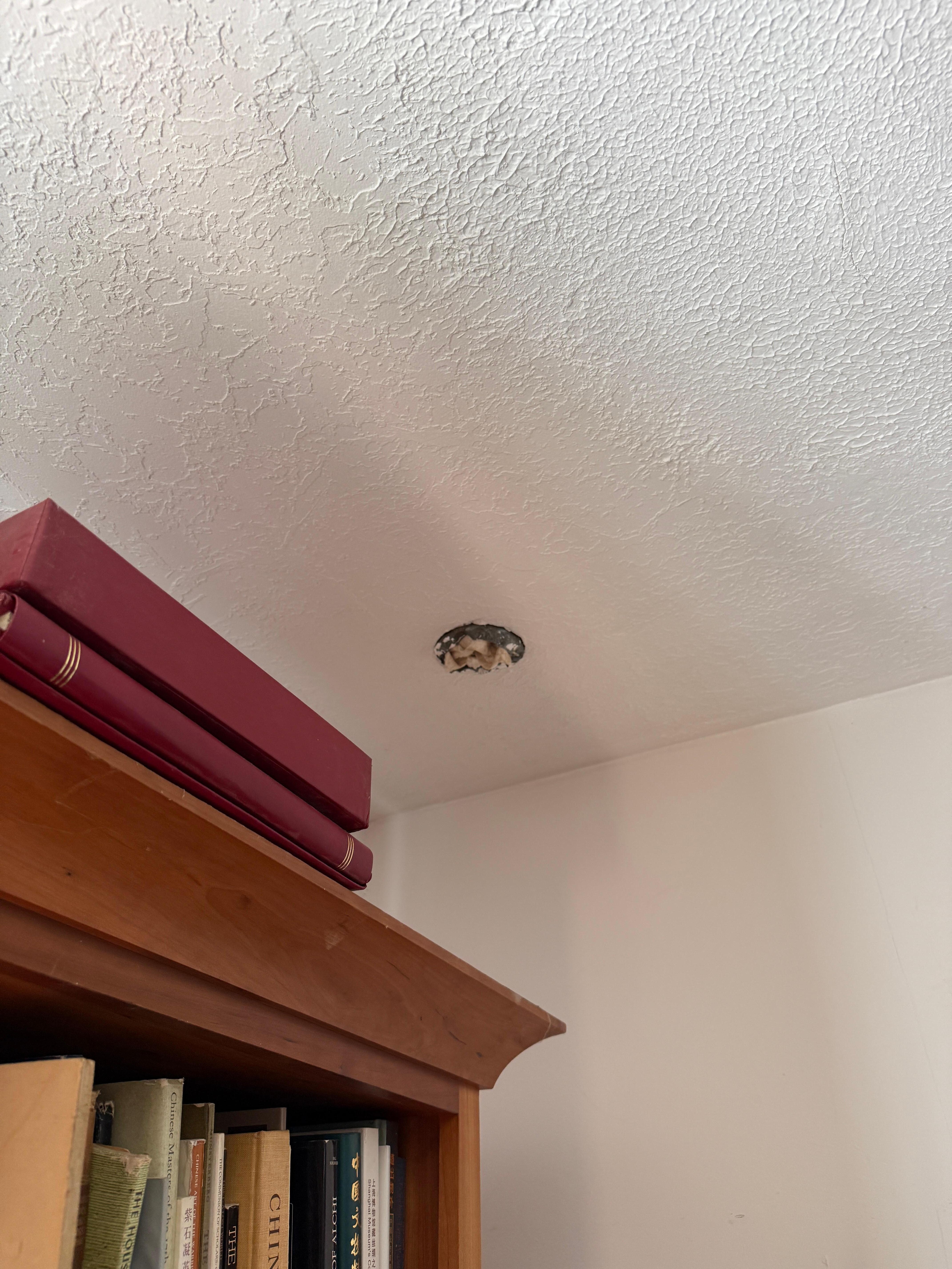 Missing smoke detectors 