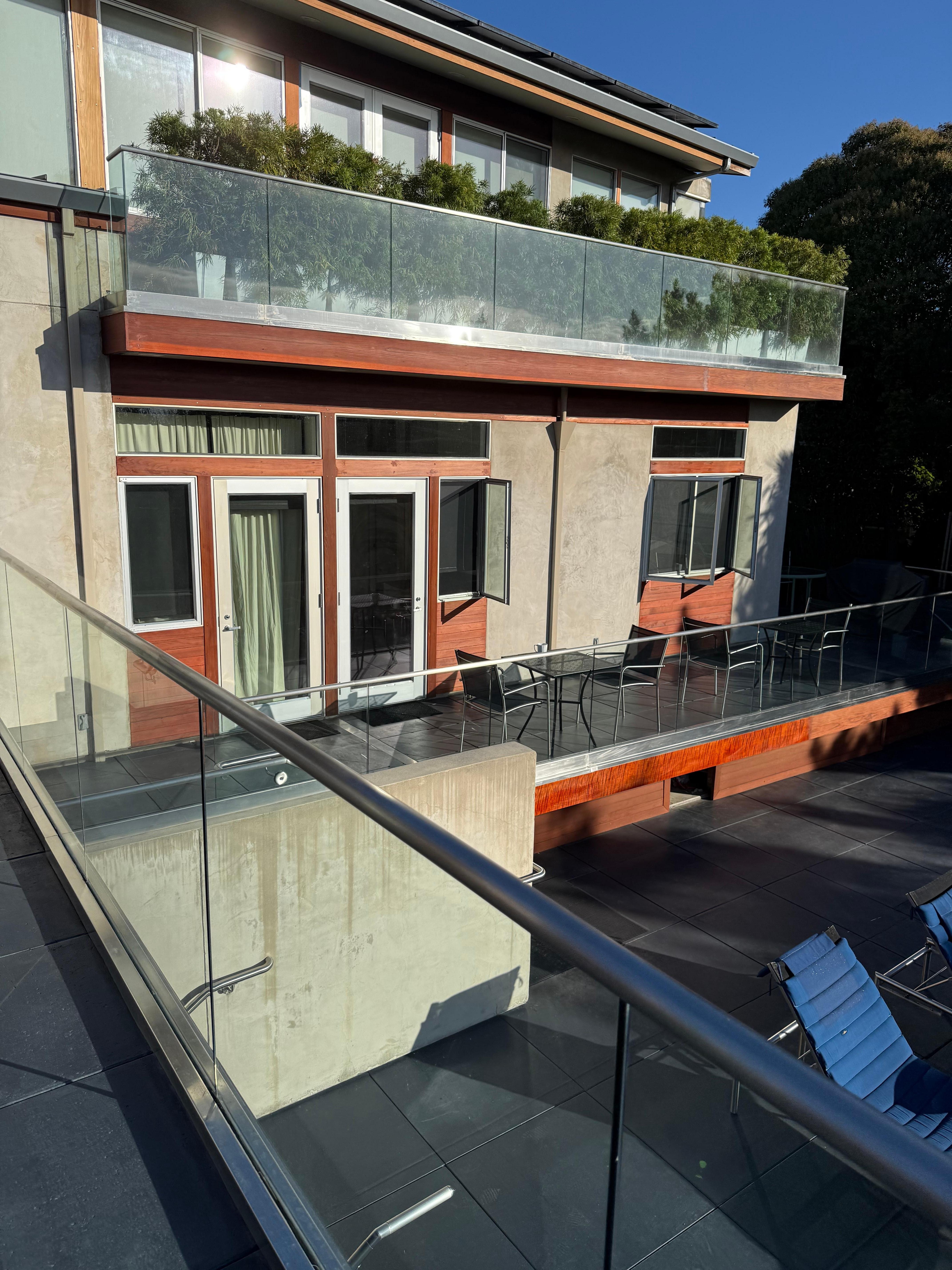 Entrance to the guest area next to pool