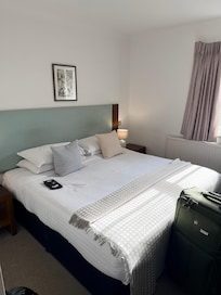 Bed room
