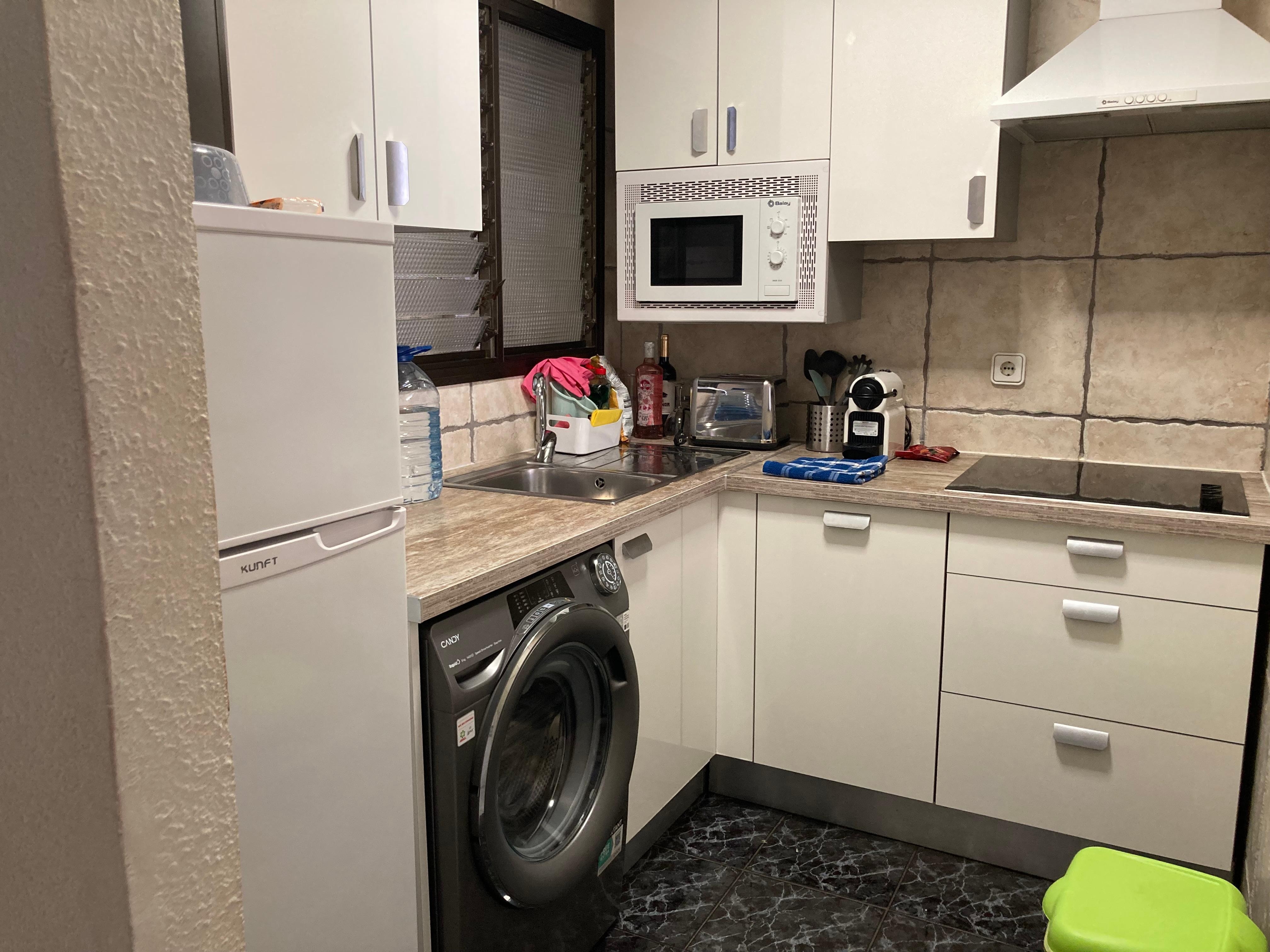 Fully equipped kitchen