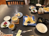 晚餐提供的甜品是見過最糟糕的,是遇到最糟糕的一泊二食體驗