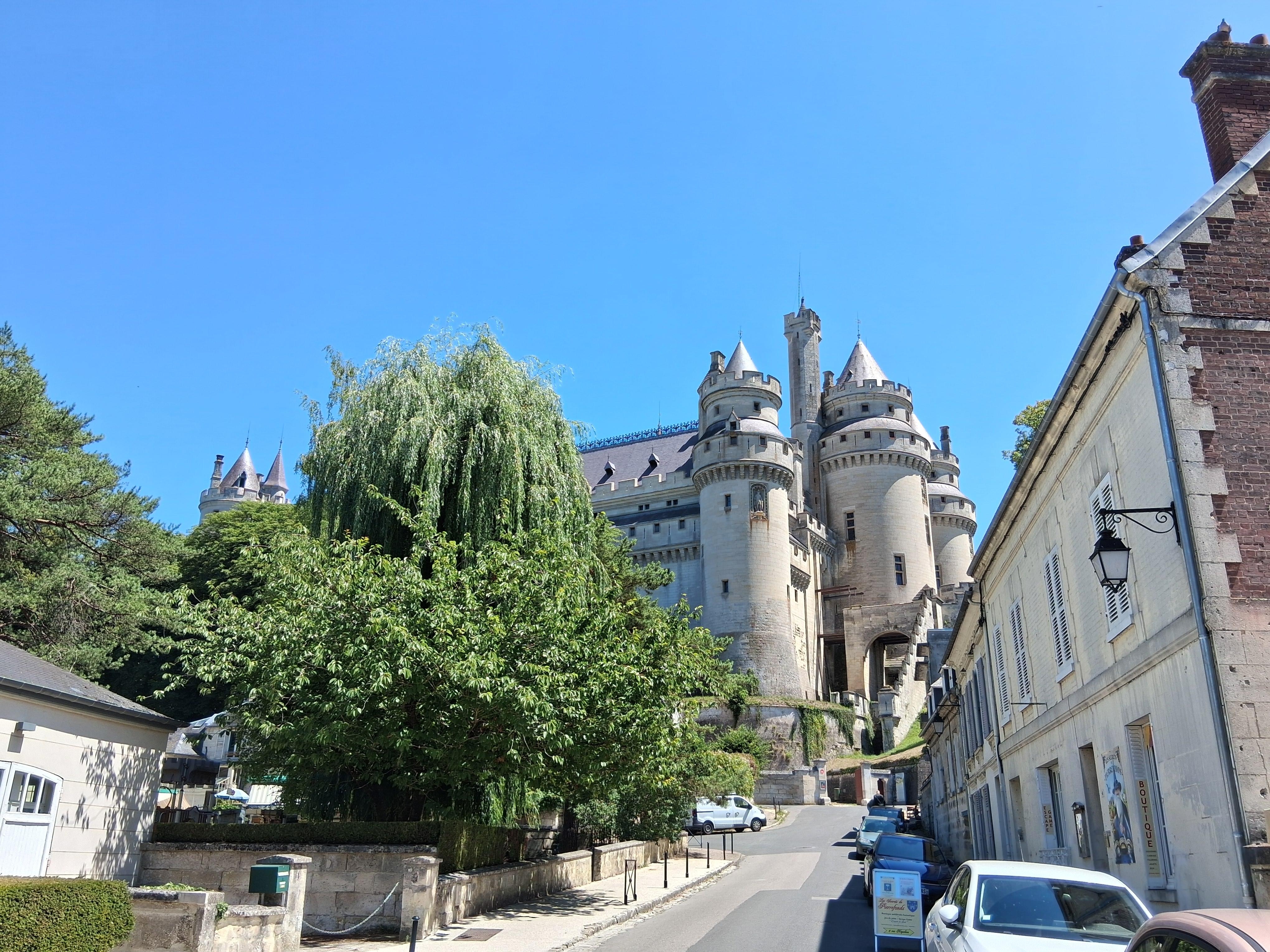 A amazing château to visit at your destination!