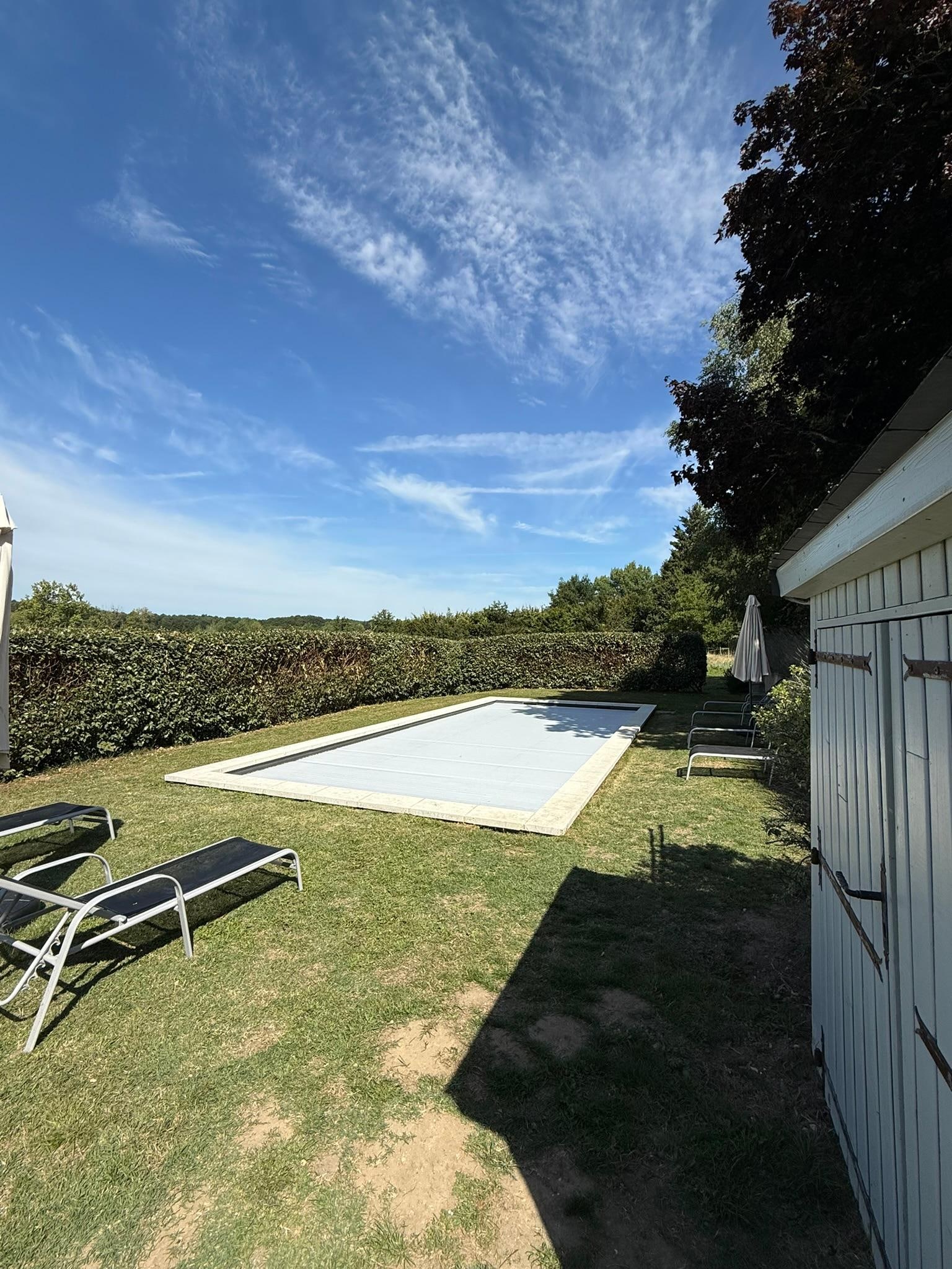 L'espace piscine sécurisé.