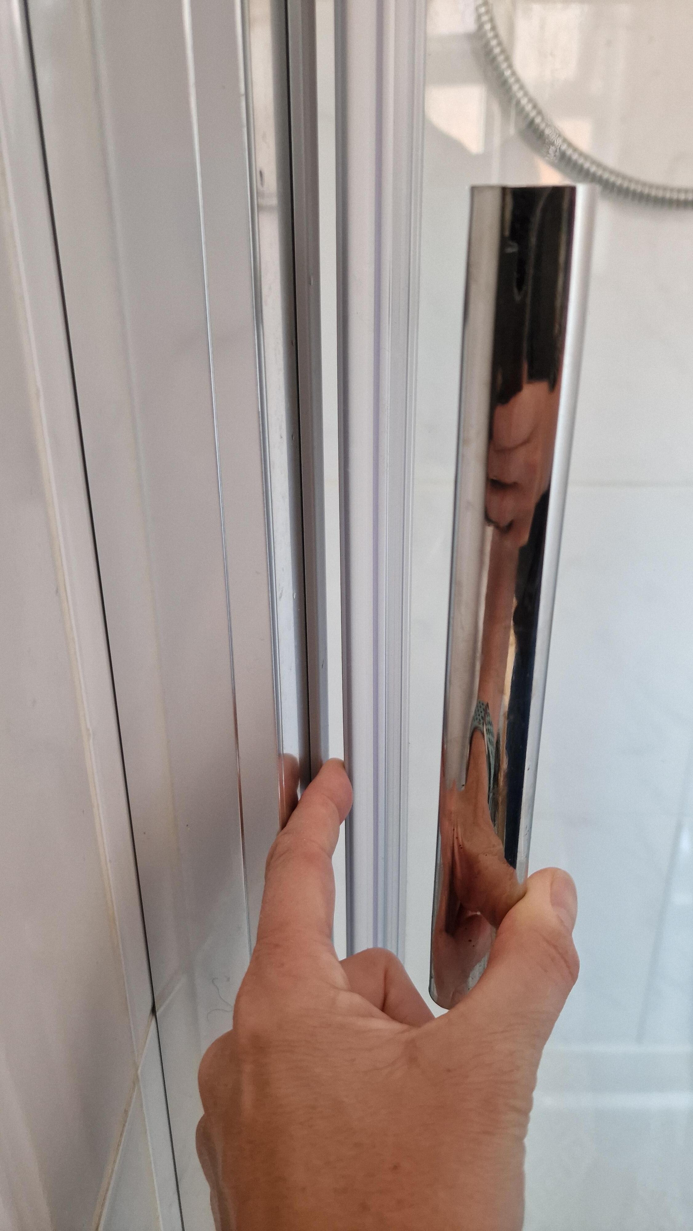 There's a gap between the shower door and the wall. It doesn't fully close for some reason. However, unless the shower head was to be aimed that way it didn't seem to leak whilst showering.
