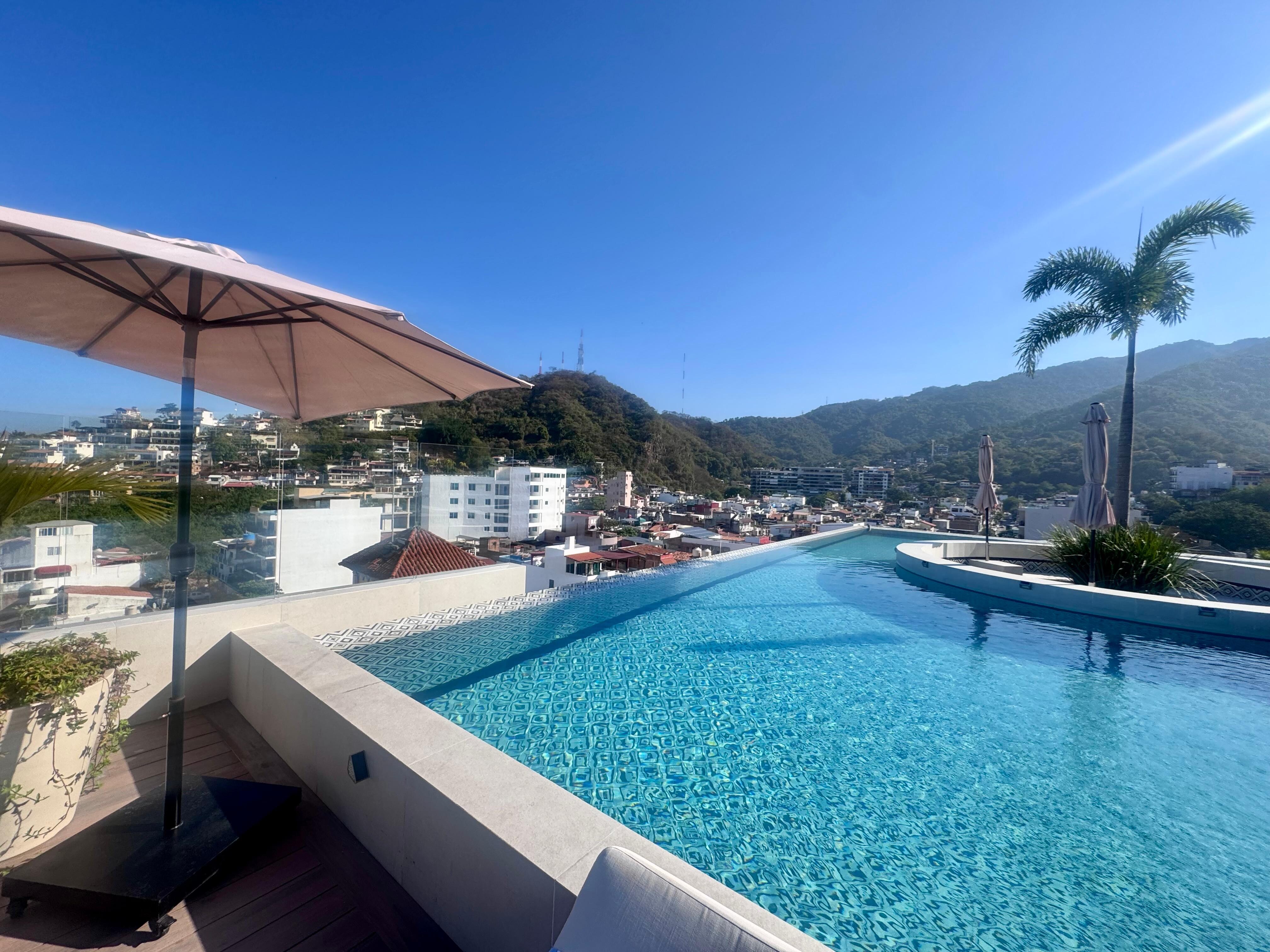 The rooftop pool was amazing.