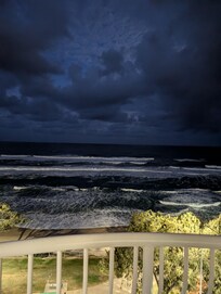The waves at night
