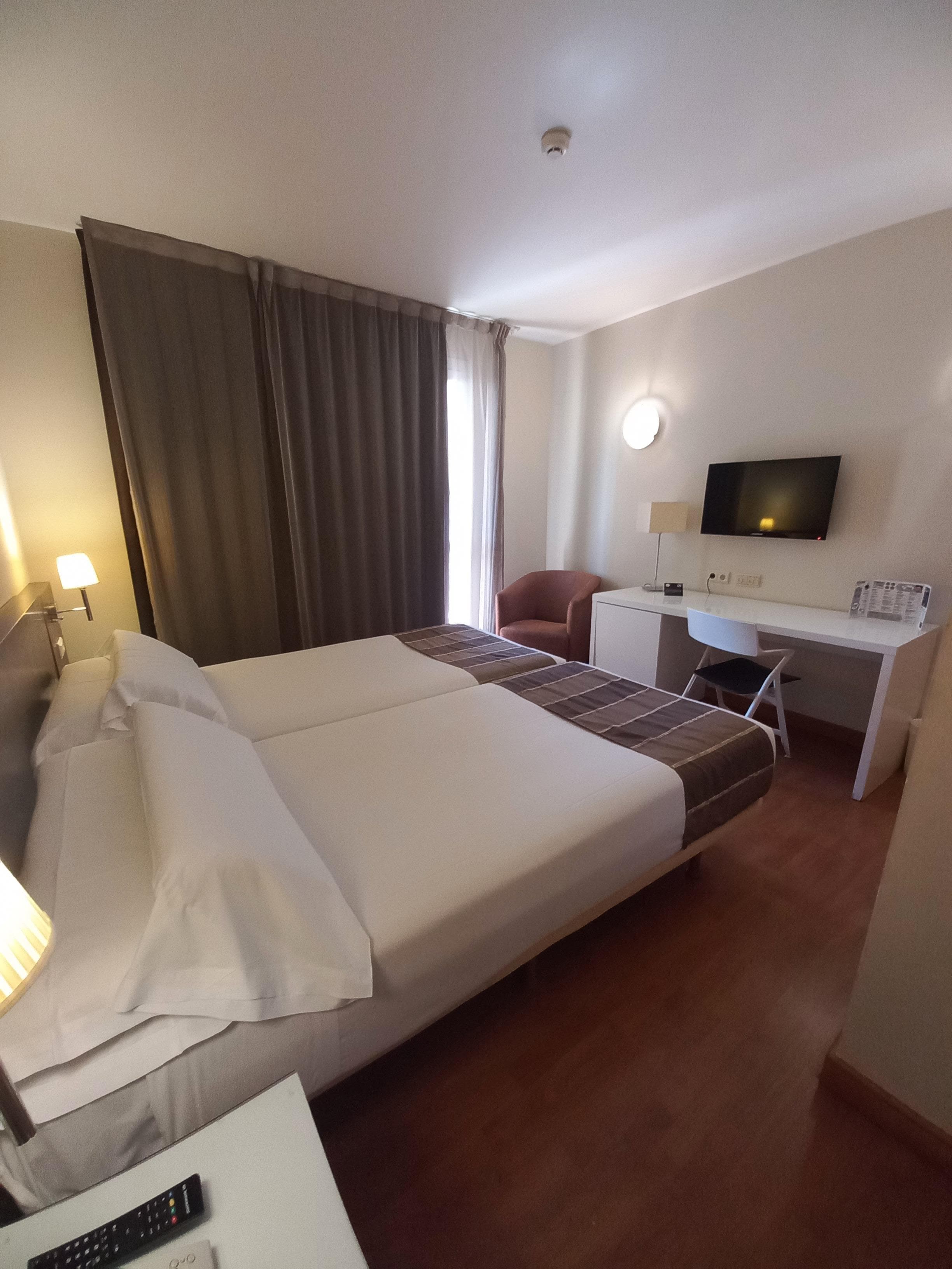 Nice large clean room