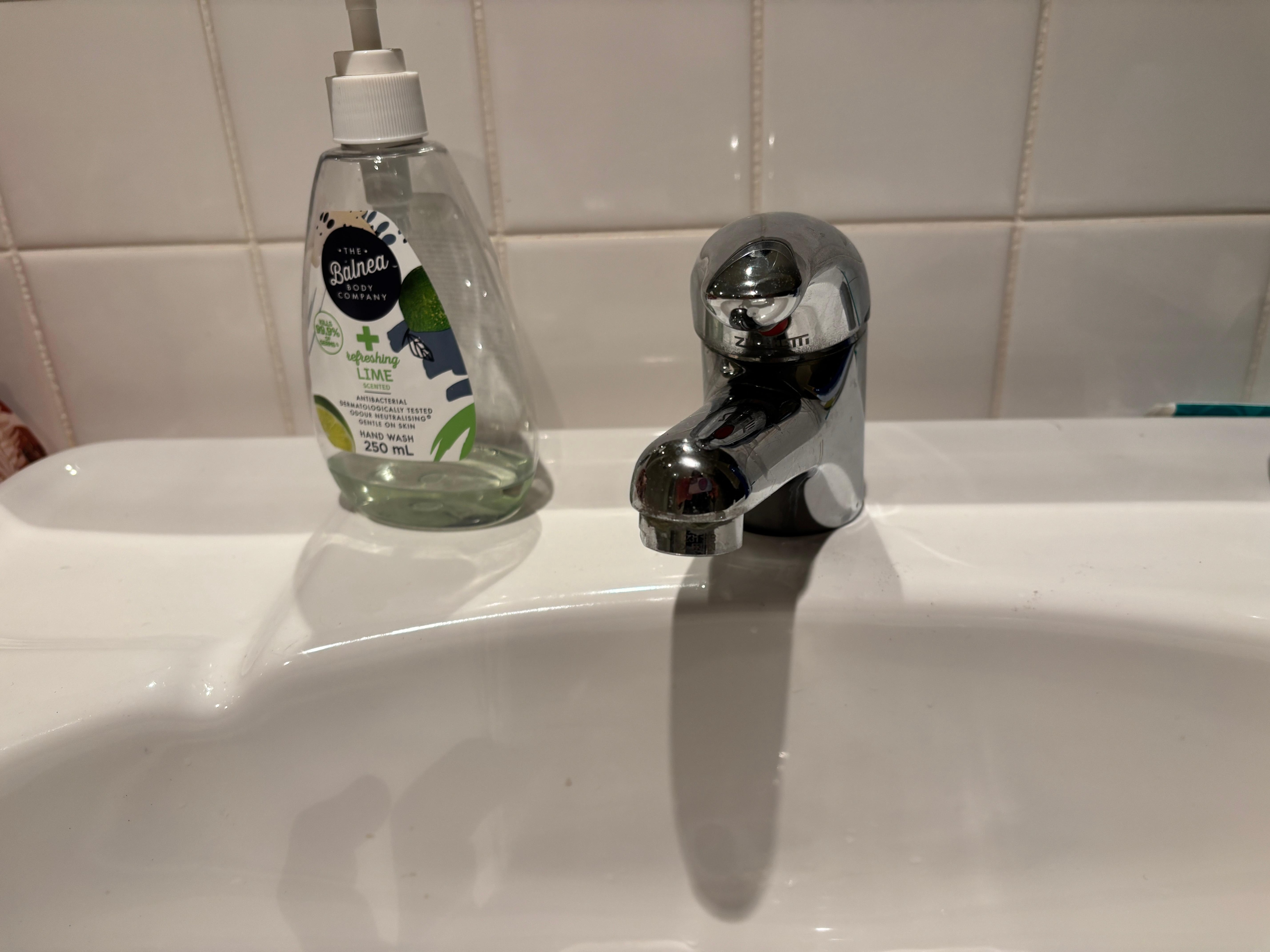 Faucet kept moving around and crooked 