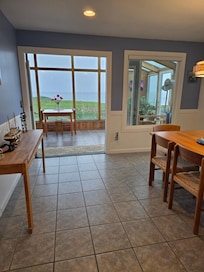 Kitchen dining area
