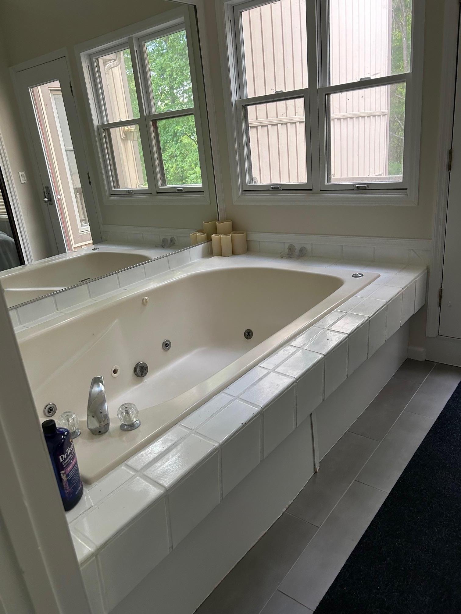 Super HUGE tub