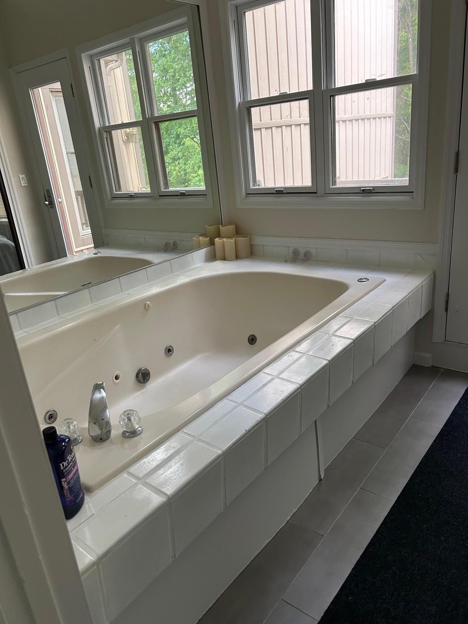 Super HUGE tub