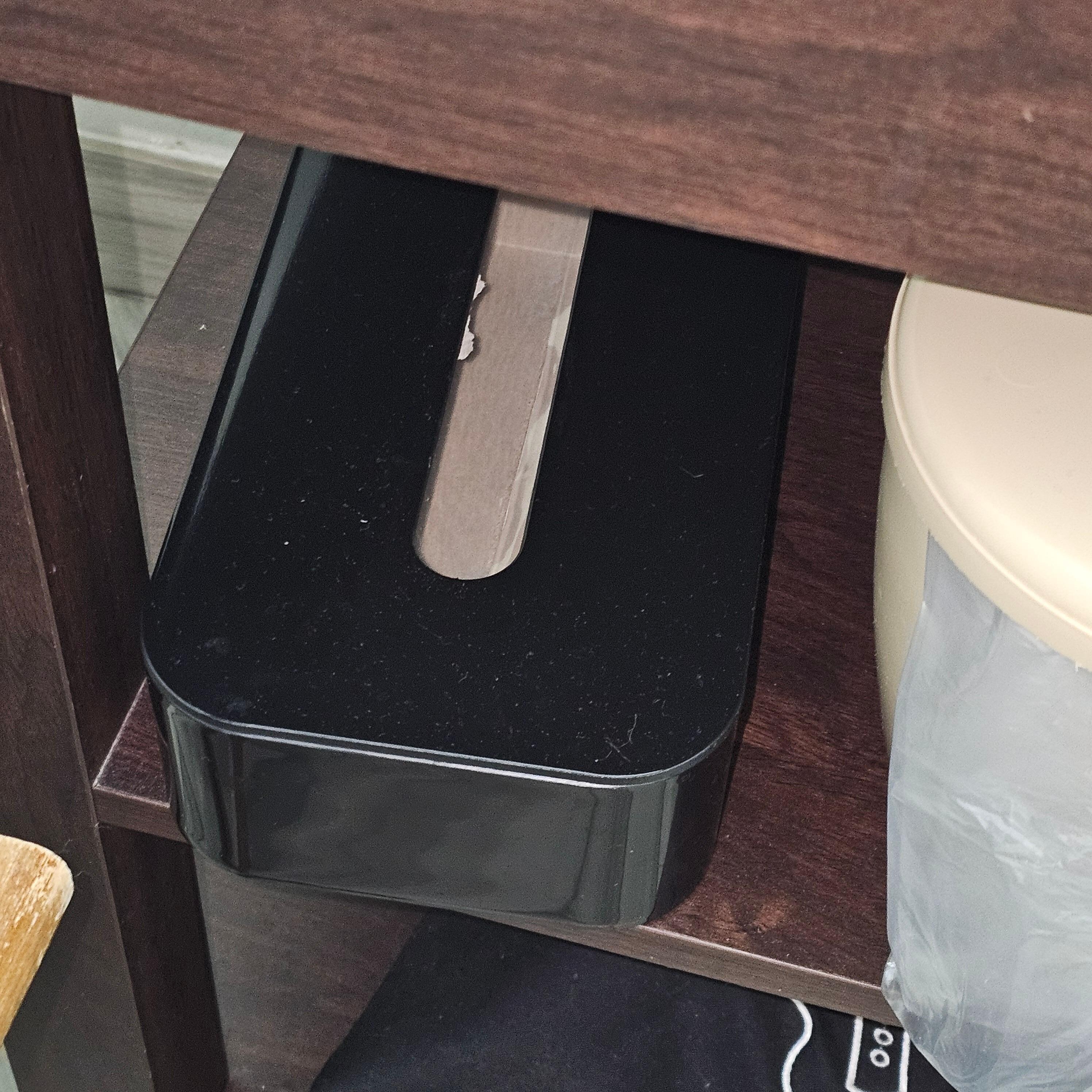 Empty kleenex box