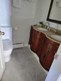 Pretty bathroom vanity