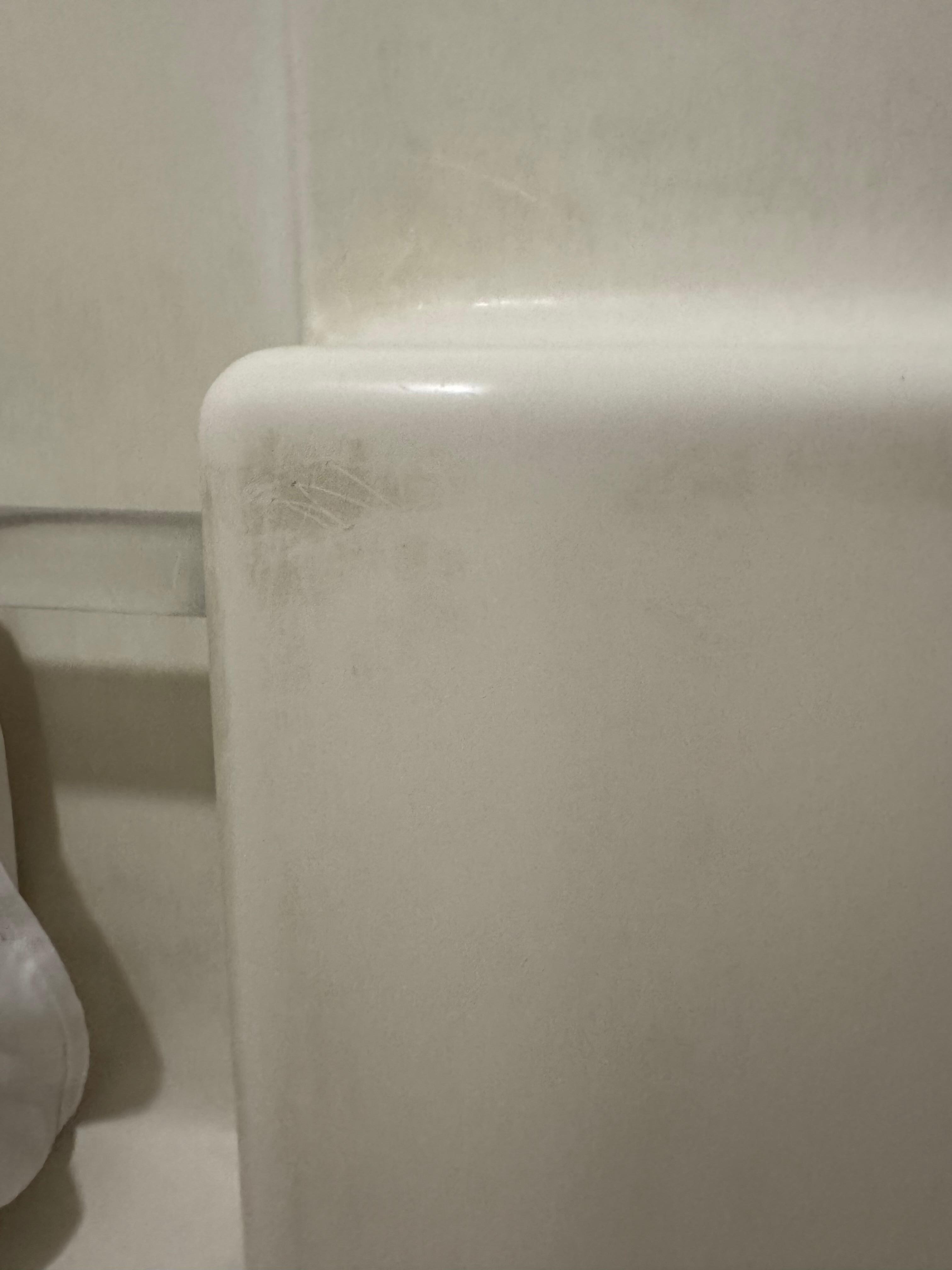 Bathtub