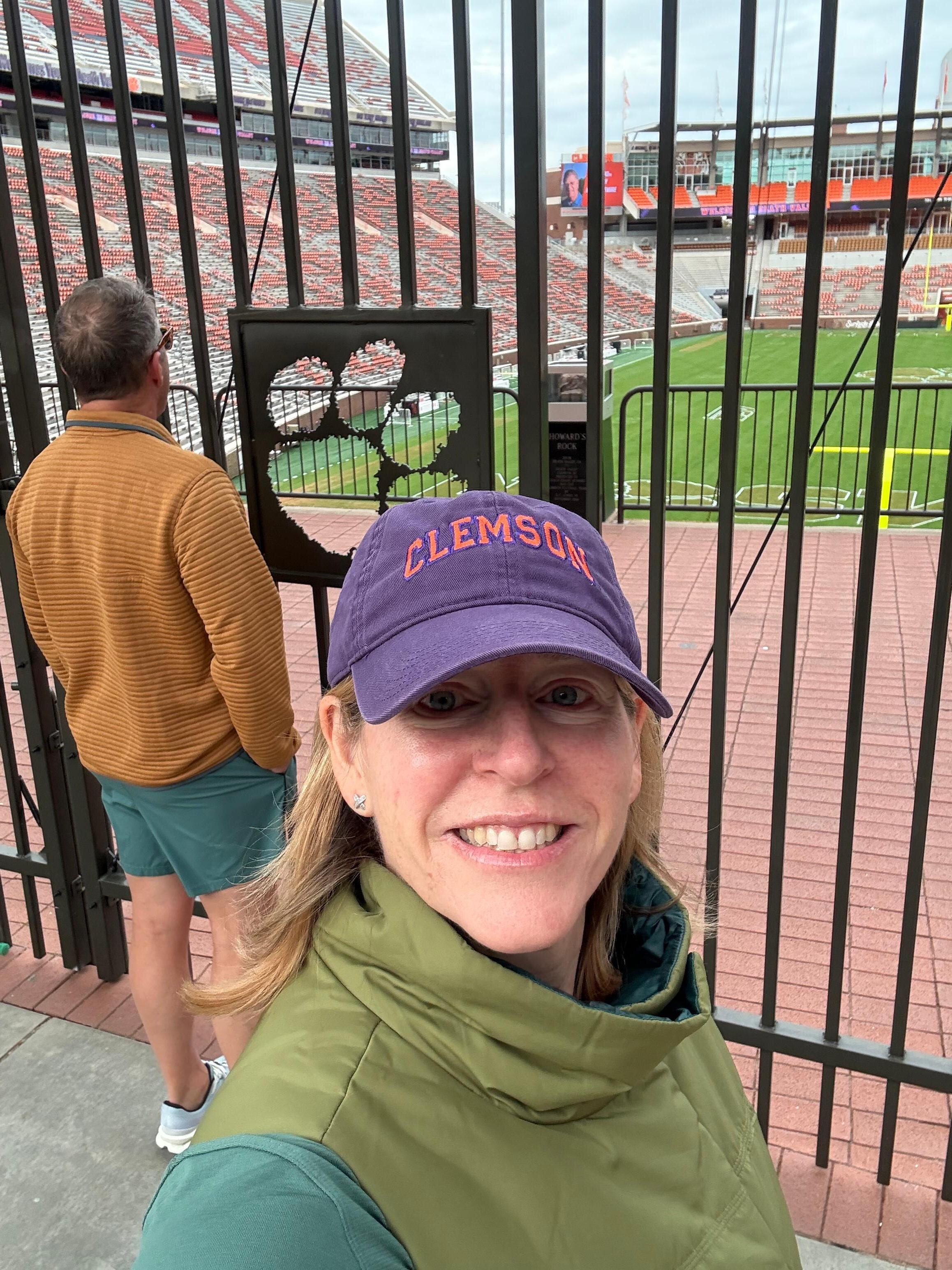 Approx 5-7 min to the stadium 