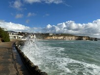Auf dem Coastal Path beim Freshwater Bay