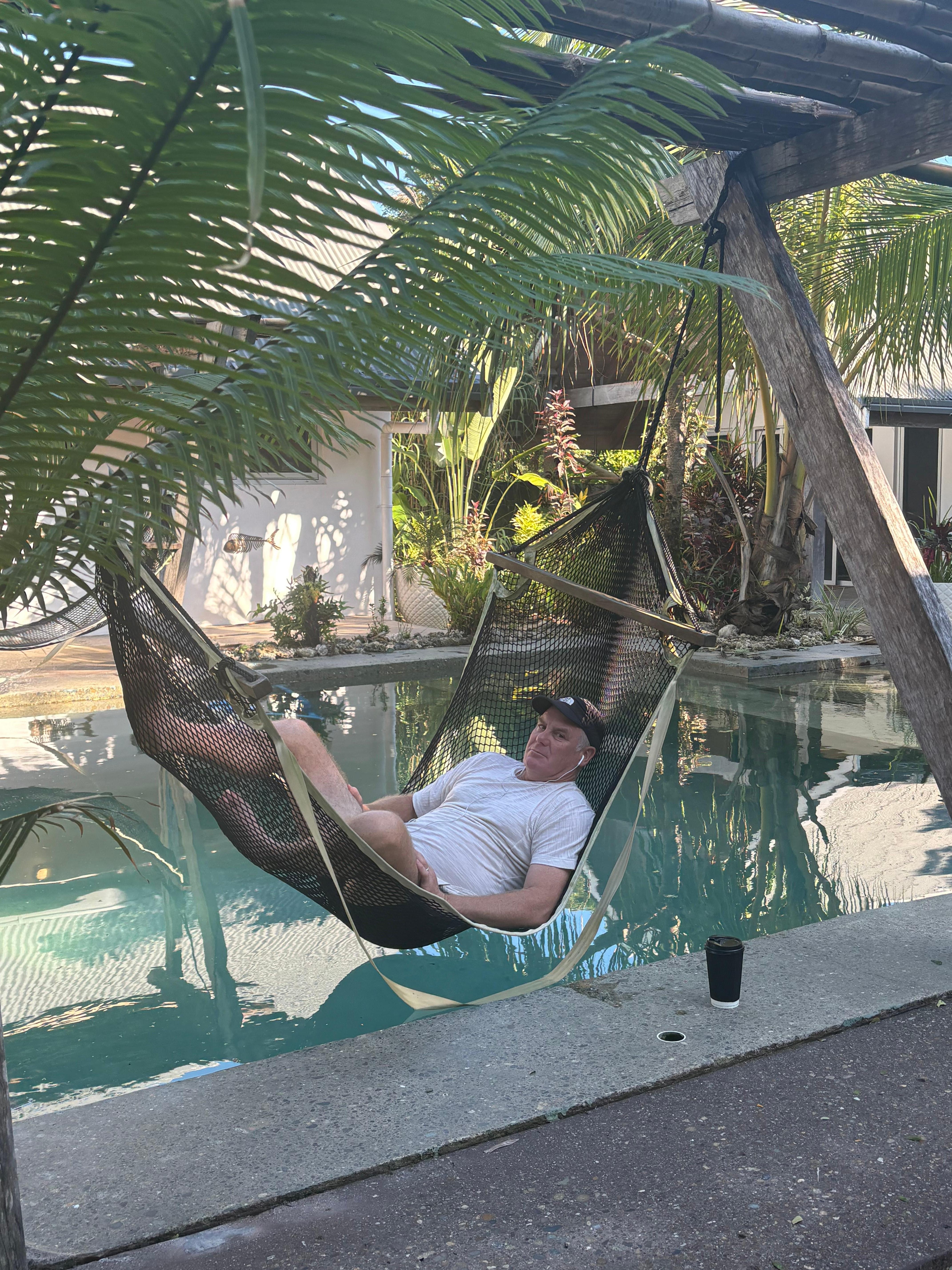 Relax mode pool side 