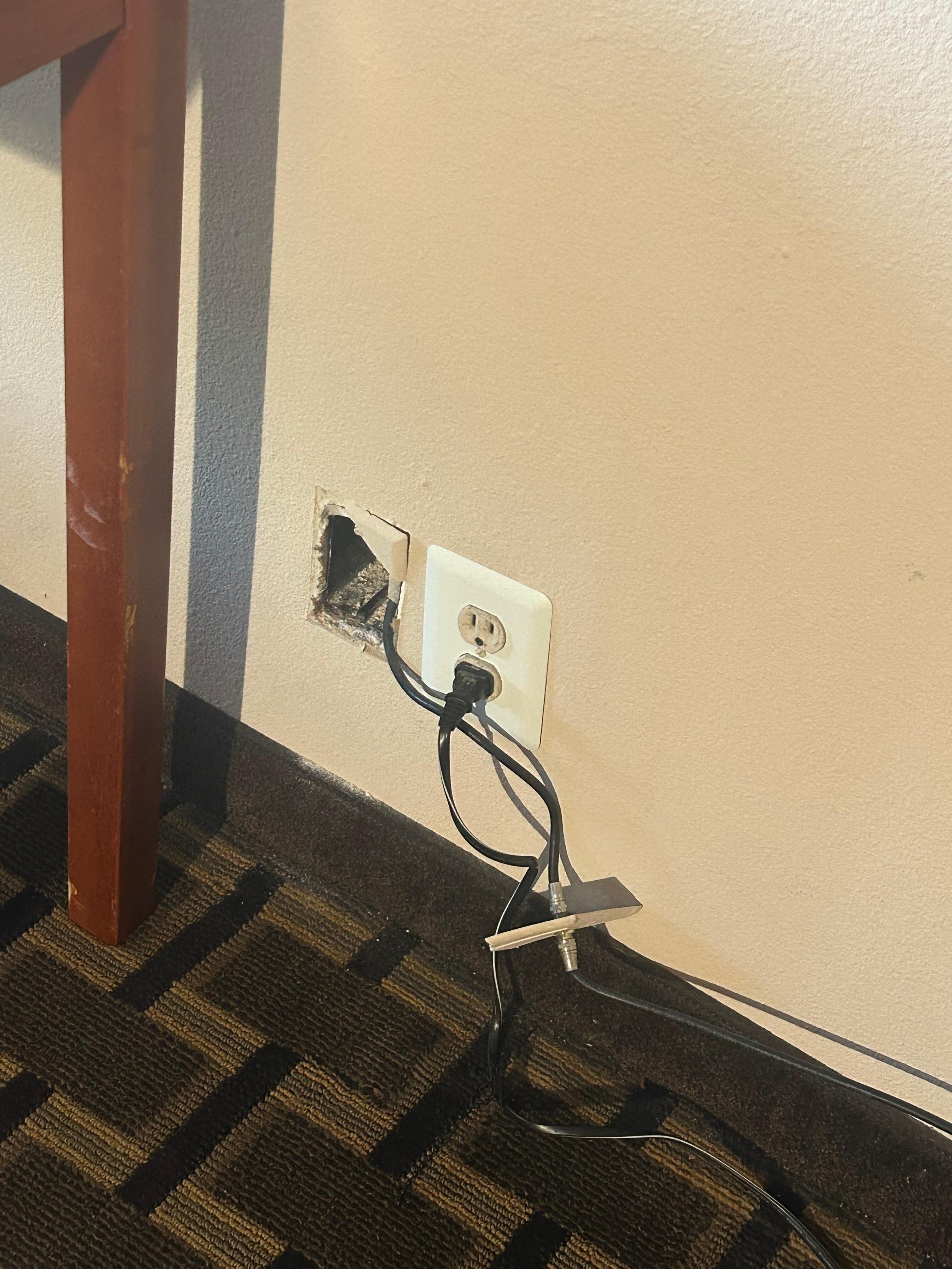 Exposed cables