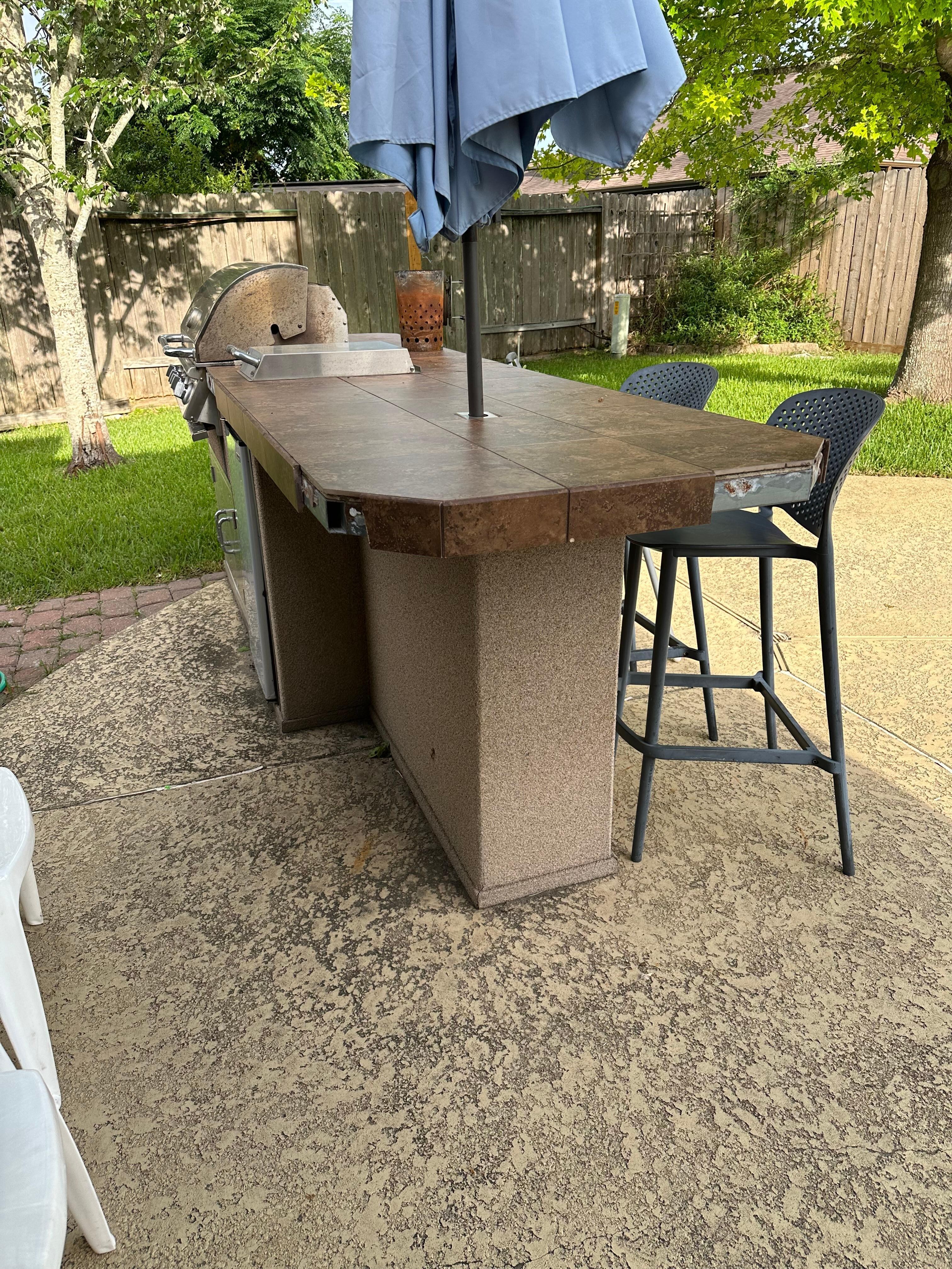 Outdoor kitchen 
