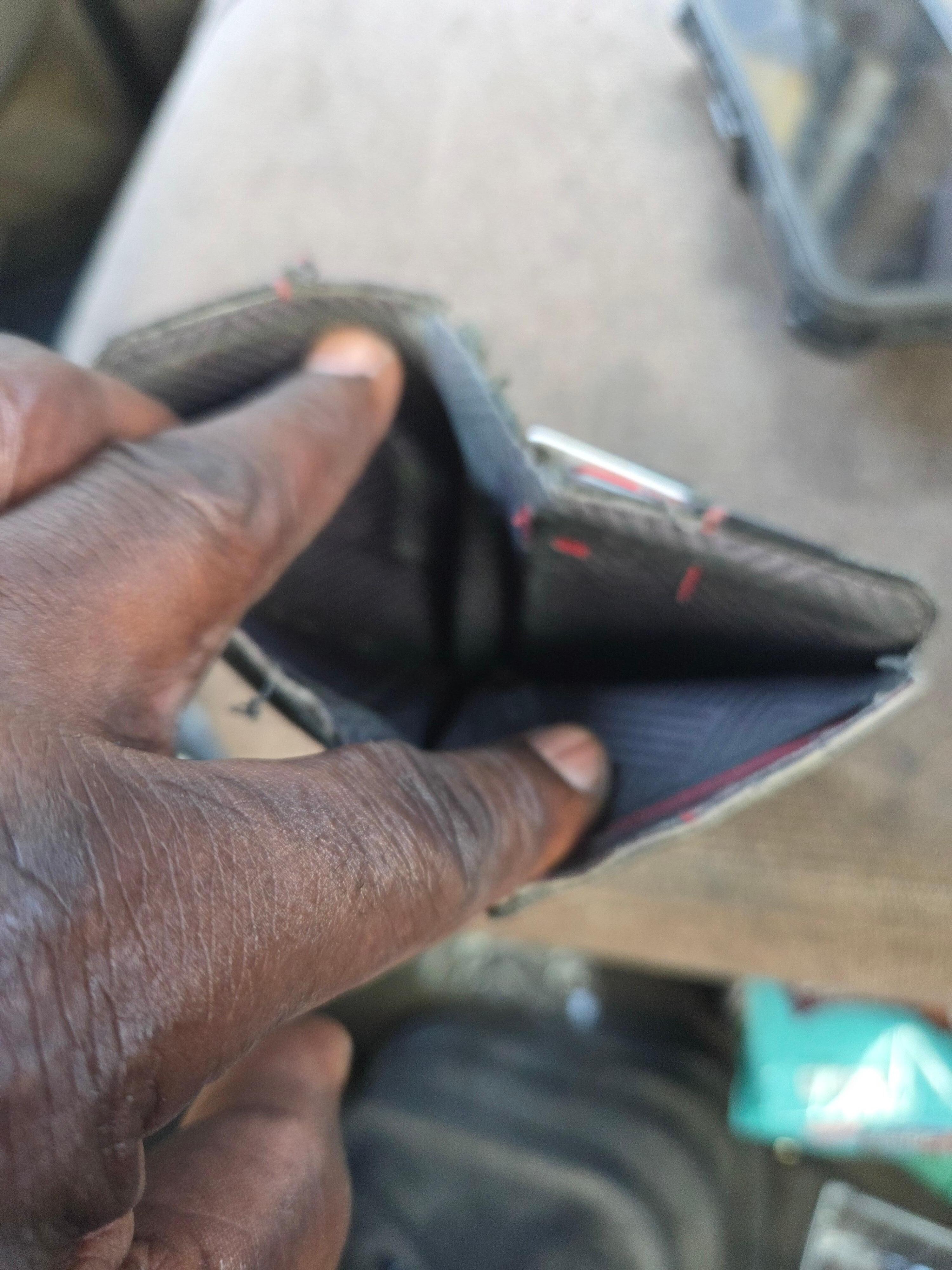 Empty wallet 100.00 Empty 