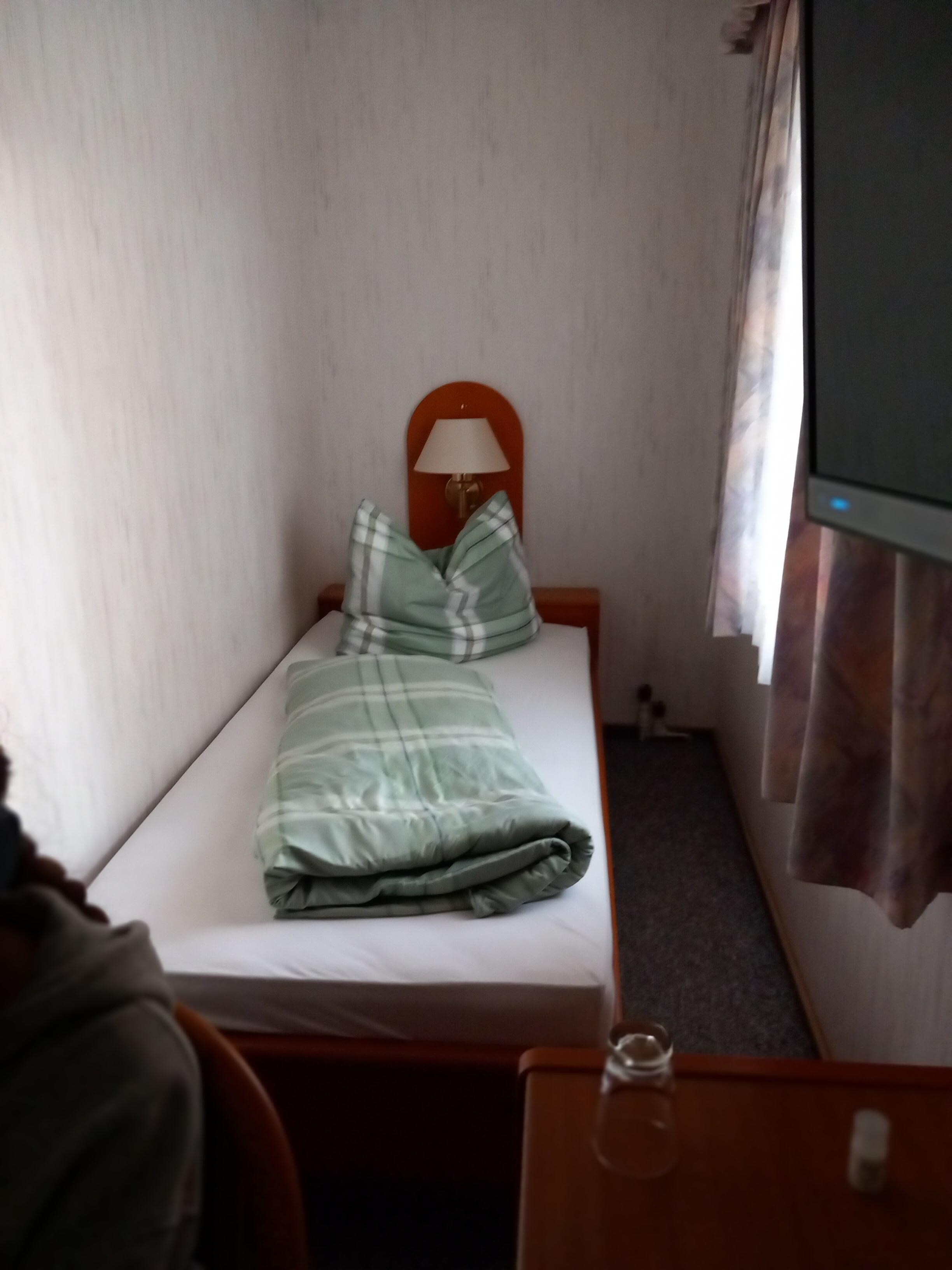 Dreibettzimmer - Einzelbett