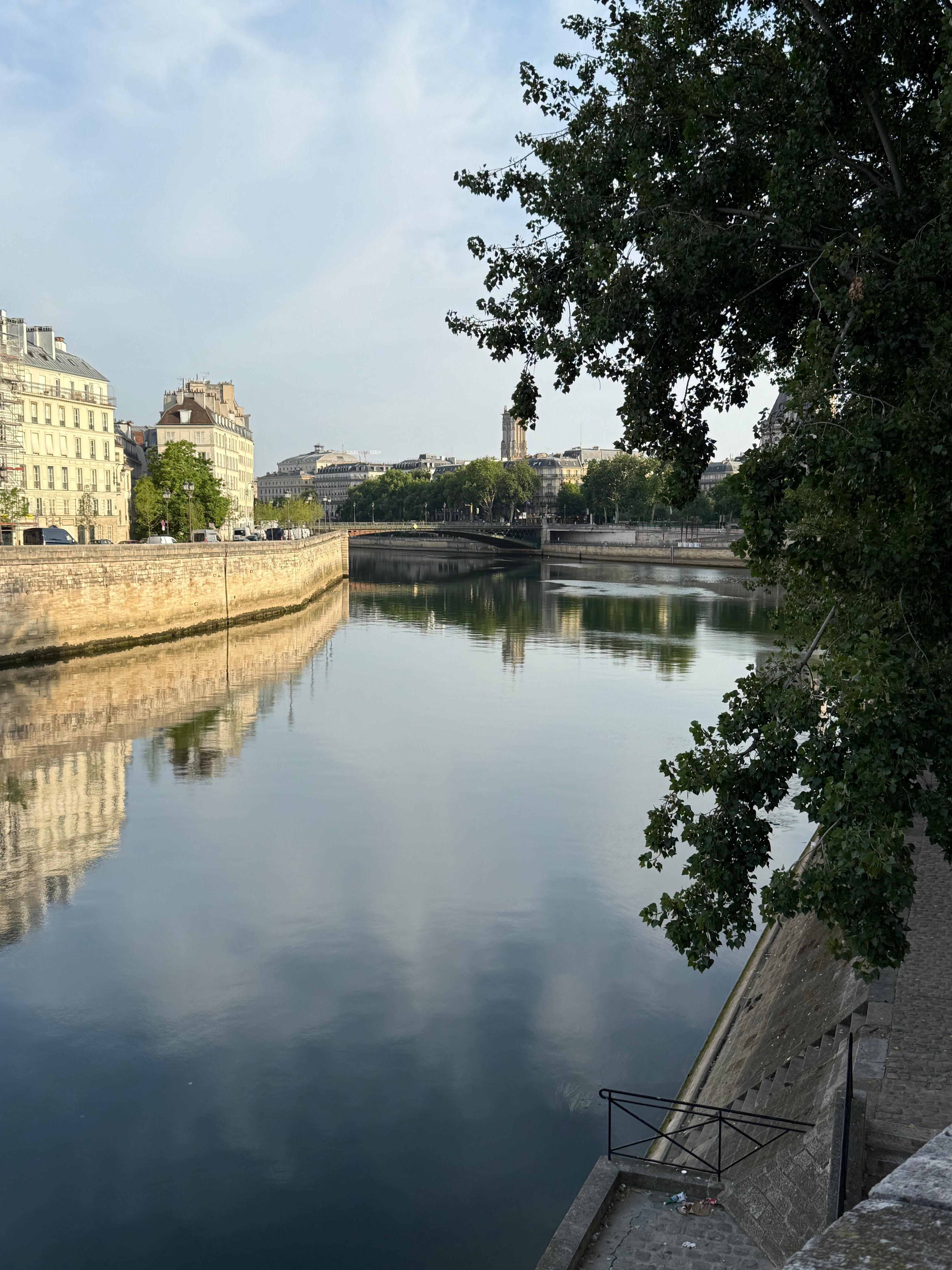 View of the Seine from the end of the street