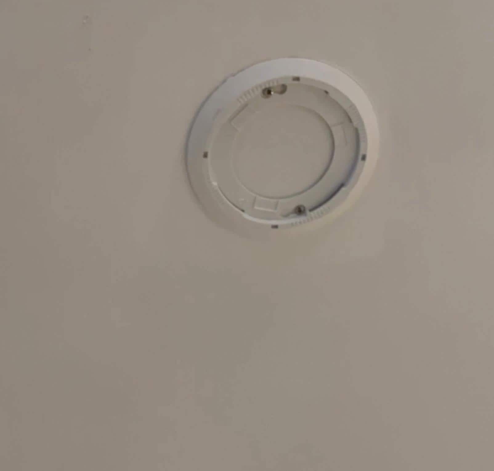 Absent smoke detector