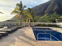 Pool..hot tub.. mountains..ocean