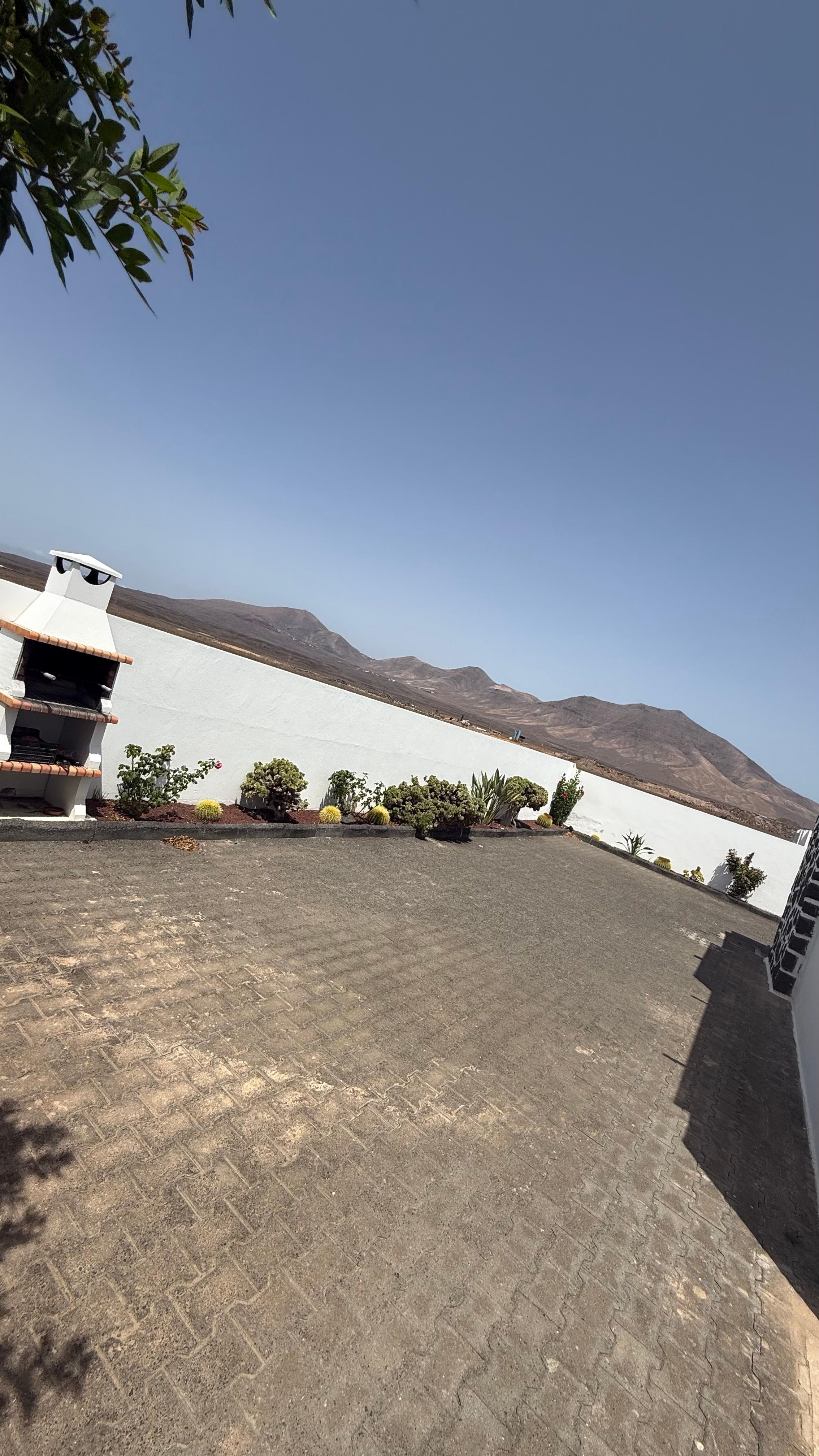 We enjoyed this view with a coffee in the morning and a glass of Wine in the evening!