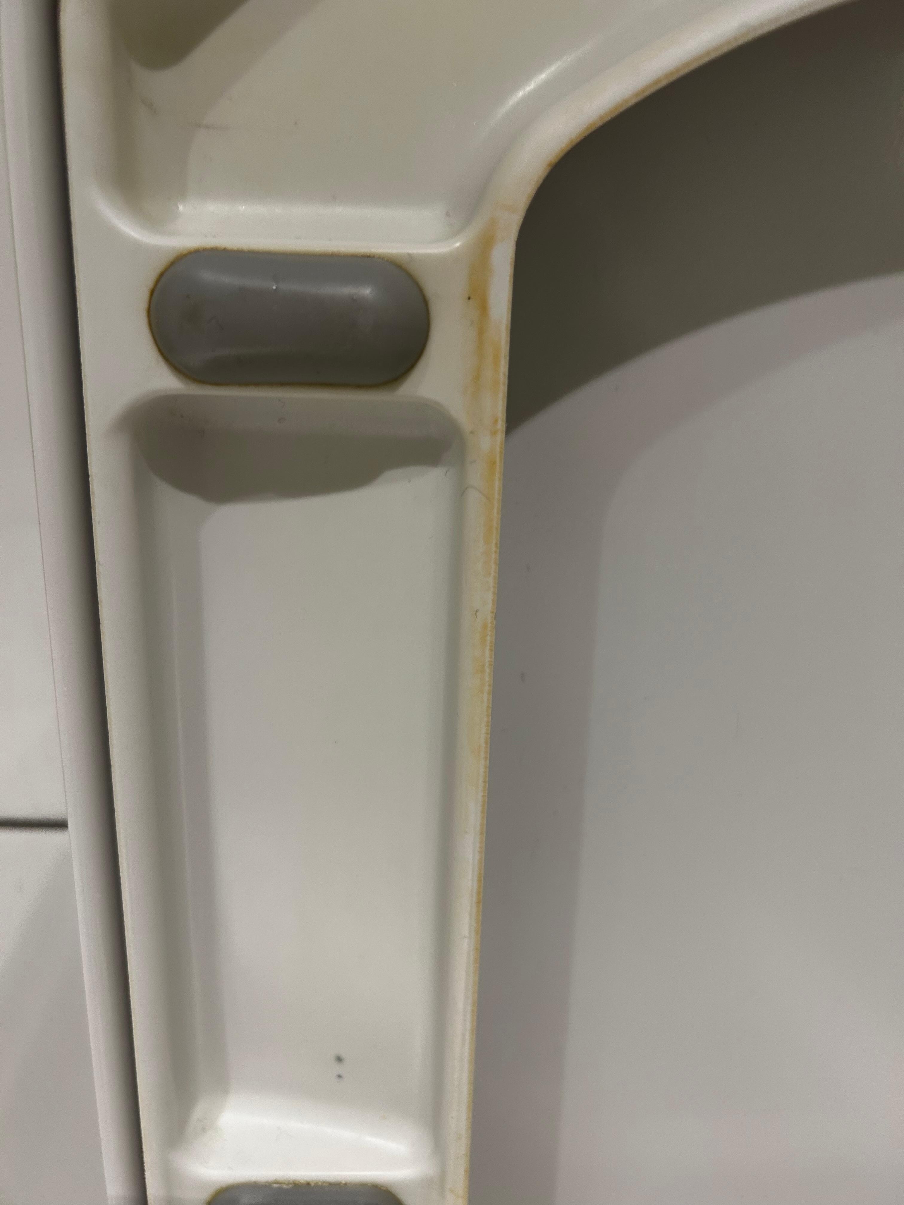Bathroom toilet seat 