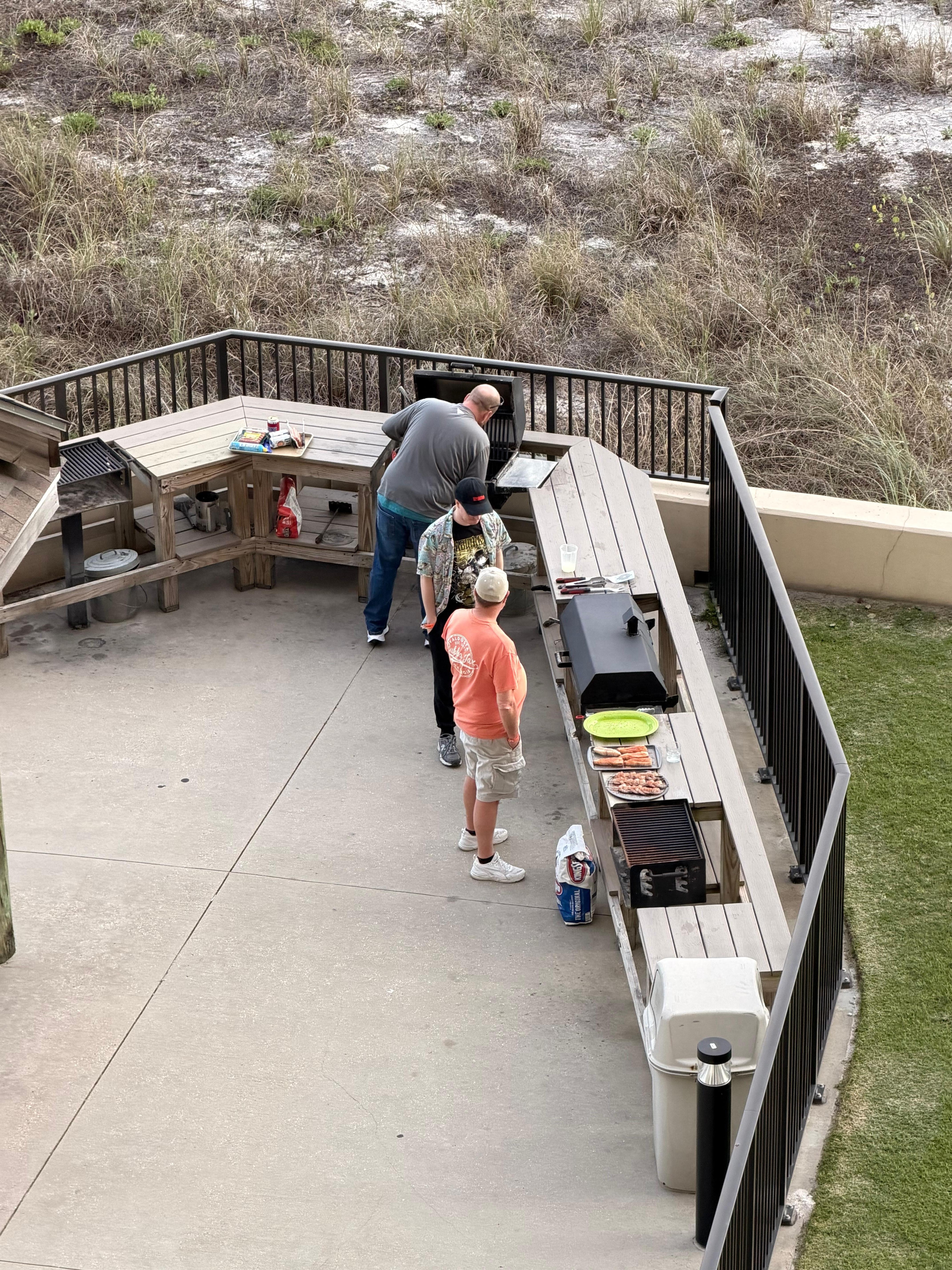 Great outdoor kitchen