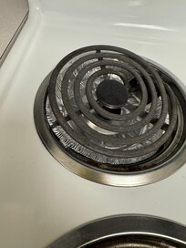 Units on stove not usable