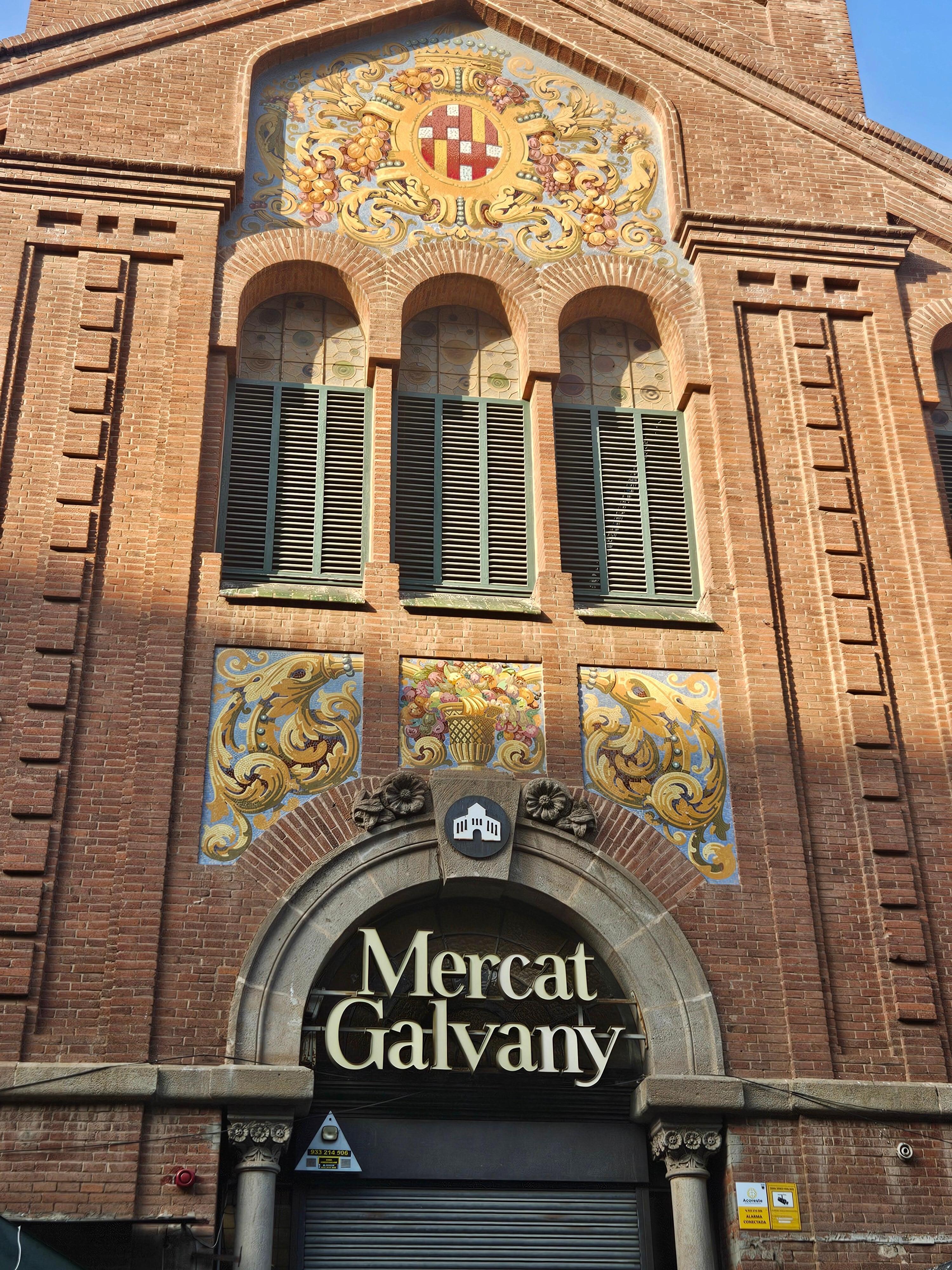 Mercat Galvany- local market