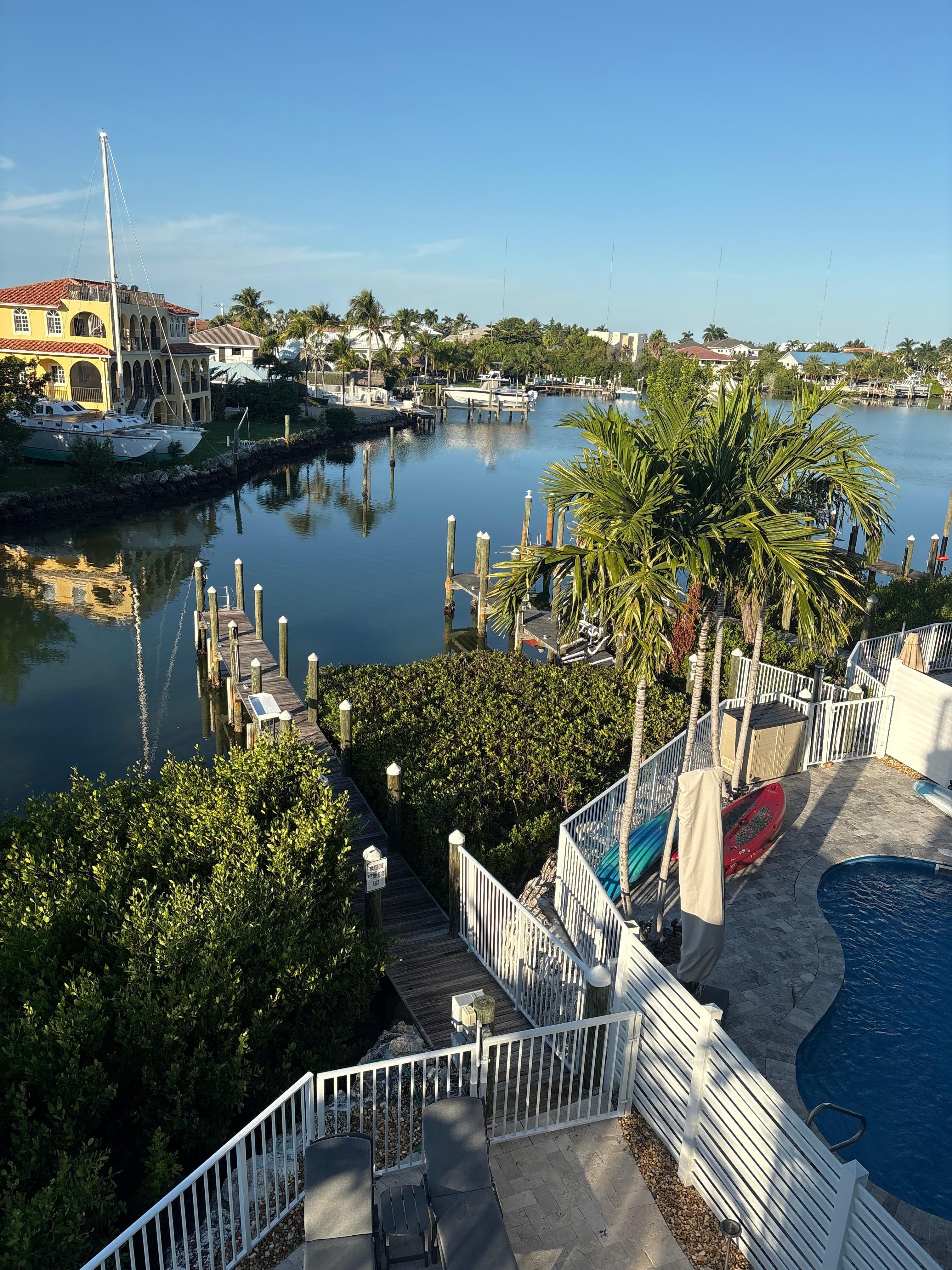 Looking to right off balcony 