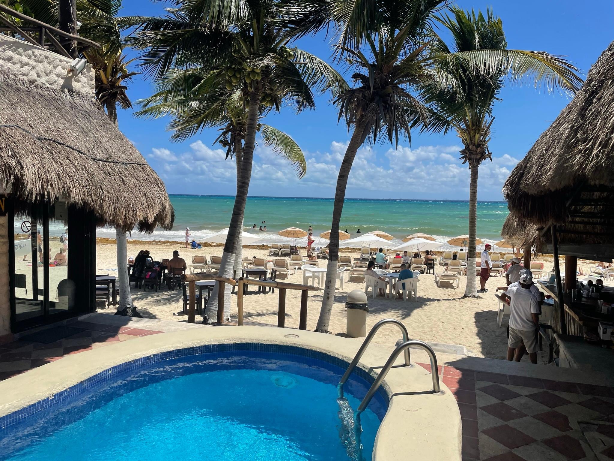 Vista desde la piscina