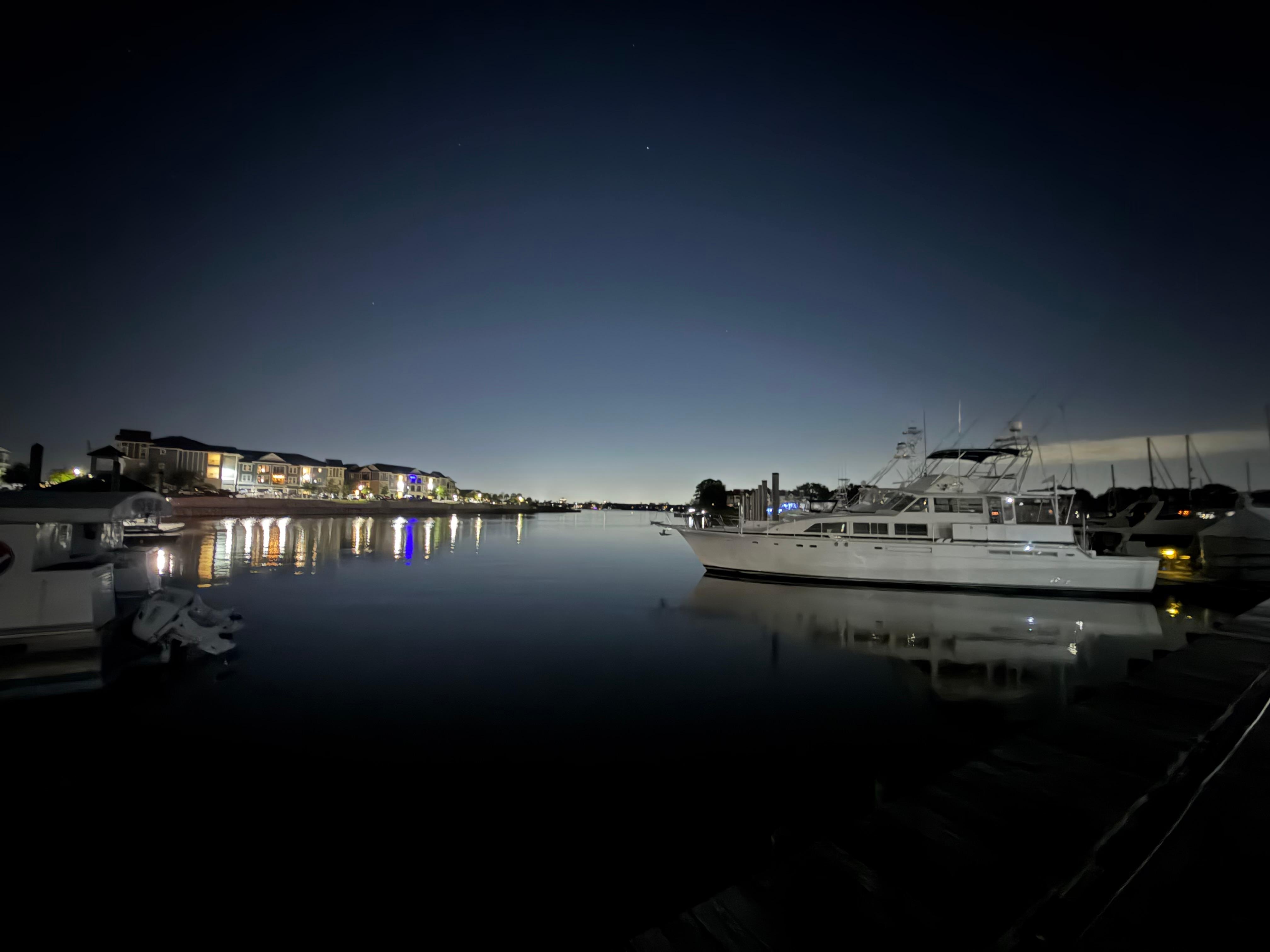 The marina by night 